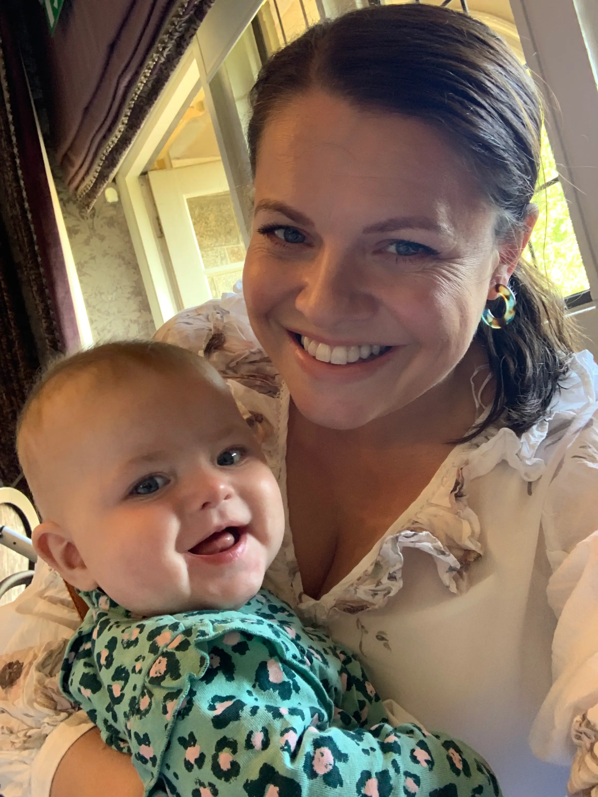 Emma with her little girl, Etta.