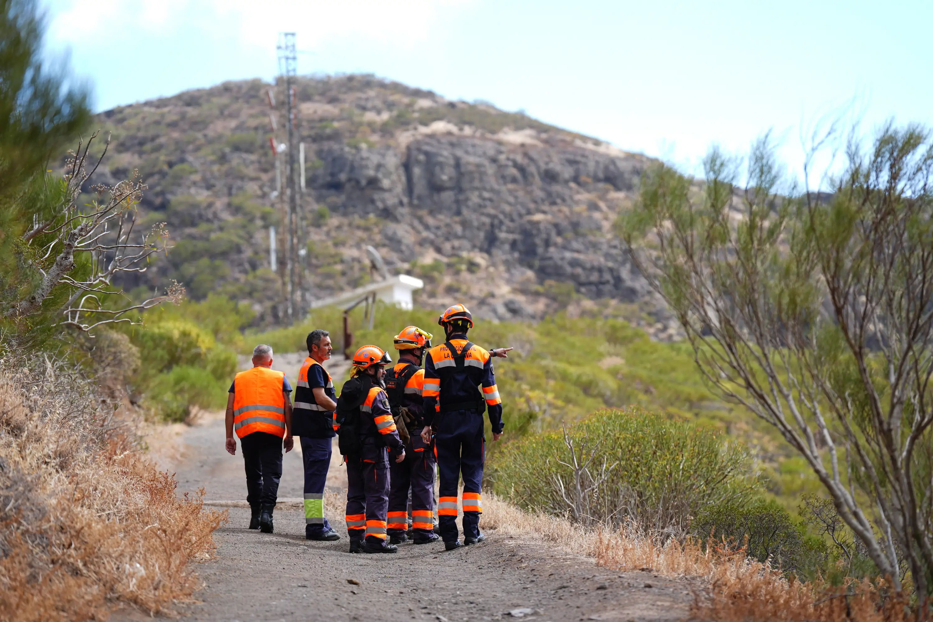Mountain rescue teams near the village of Masca (PA)