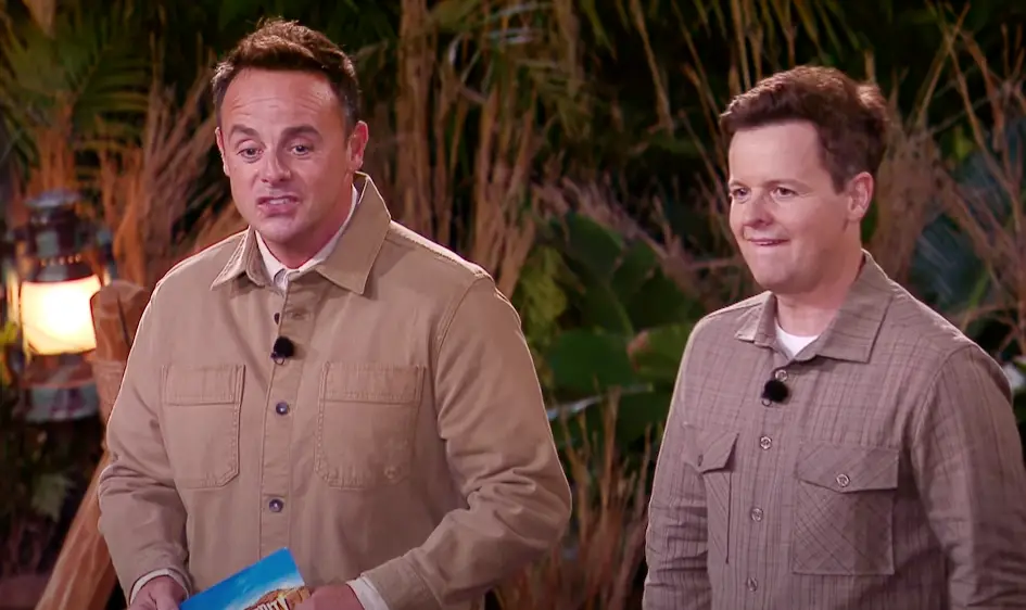 Janice joked about Ant and Dec's 'prison outfits'.