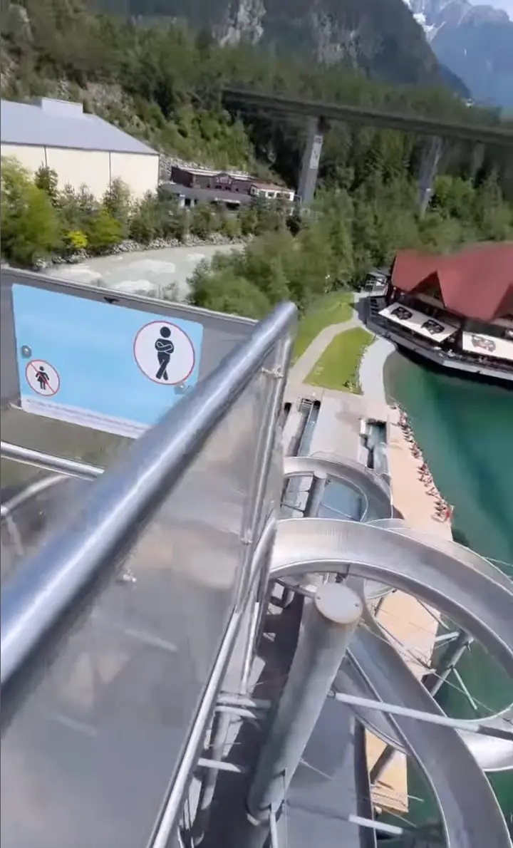 “I want to emphasise that Area 47 is not misogynistic." (Instagram/@rhiannan_iffland)