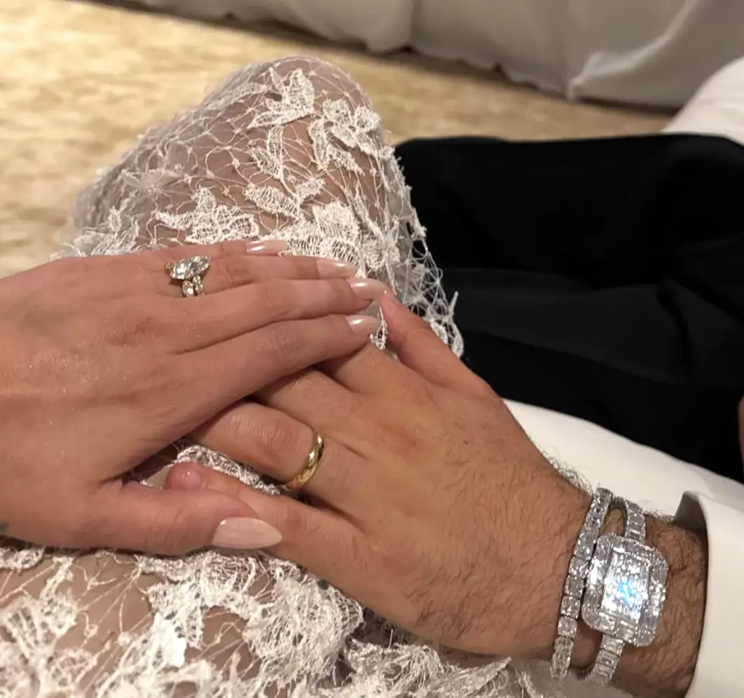 Benny's glitzy wristwear clearly caught the eyes of the internet! (Instagram/@itsbennyblanco)