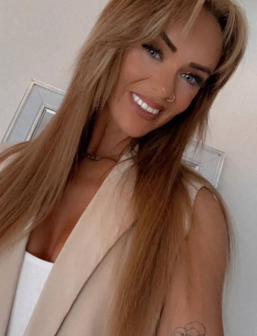 Sarah Mcletchie, 28, who also has the condition, is thrilled that Molly-Mae was able to fall pregnant.