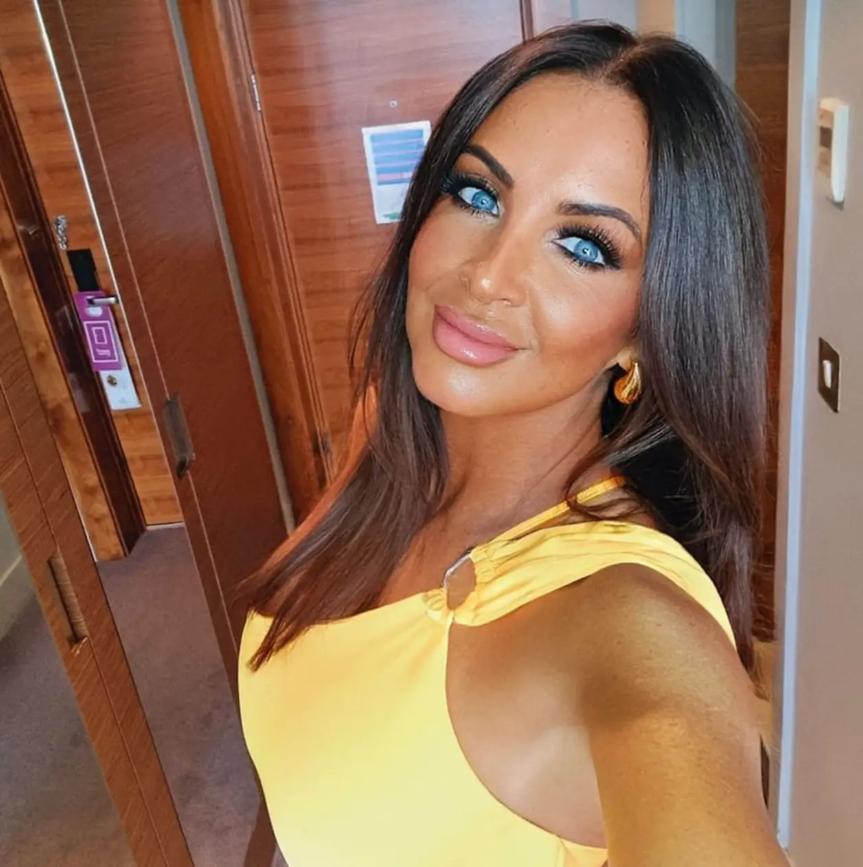 Cooper agreed to have her implants removed (Kennedy News & Media)