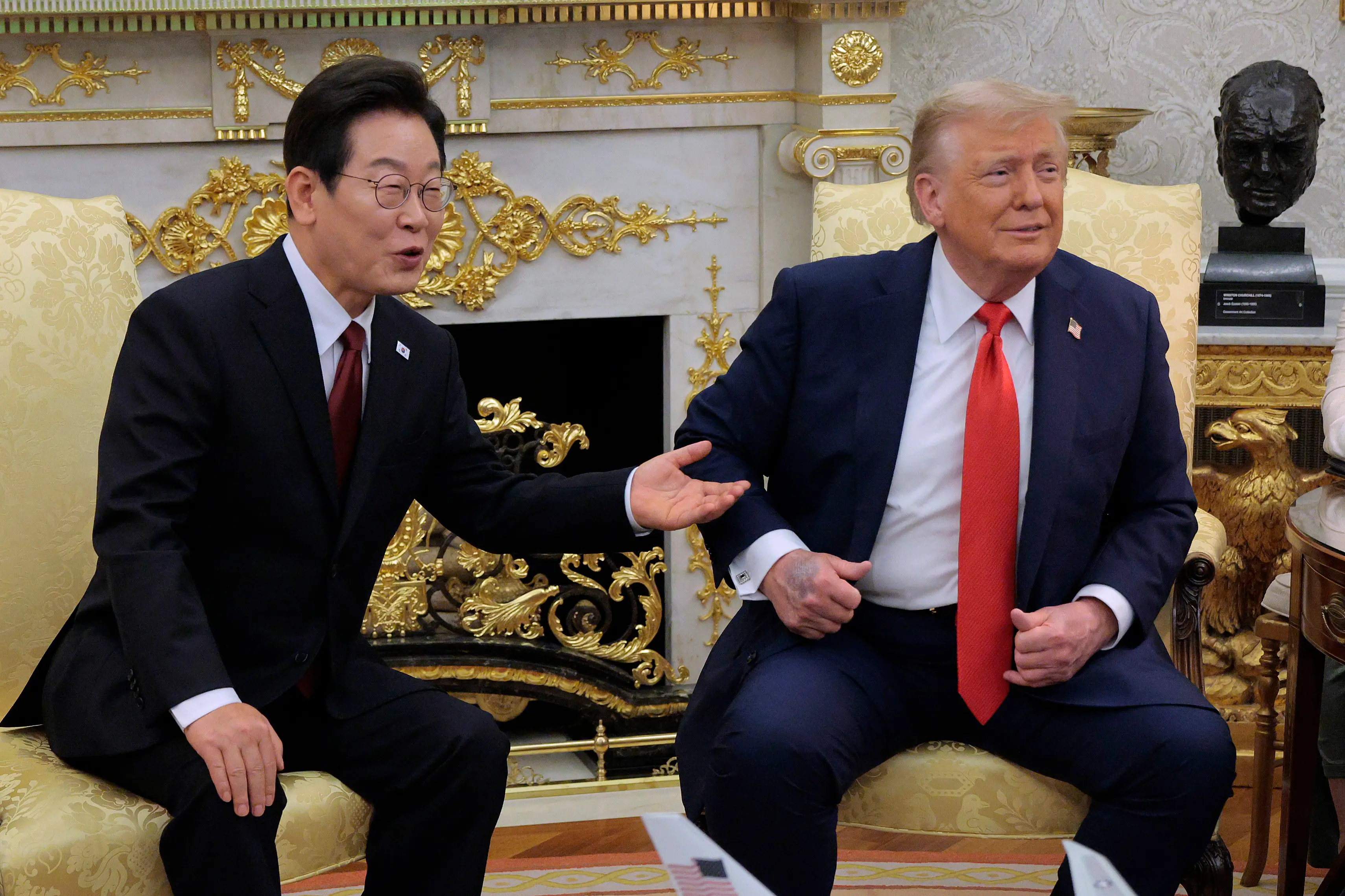 Trump's bruises have started a horde of conspiracy theories (Chip Somodevilla/Getty Images)