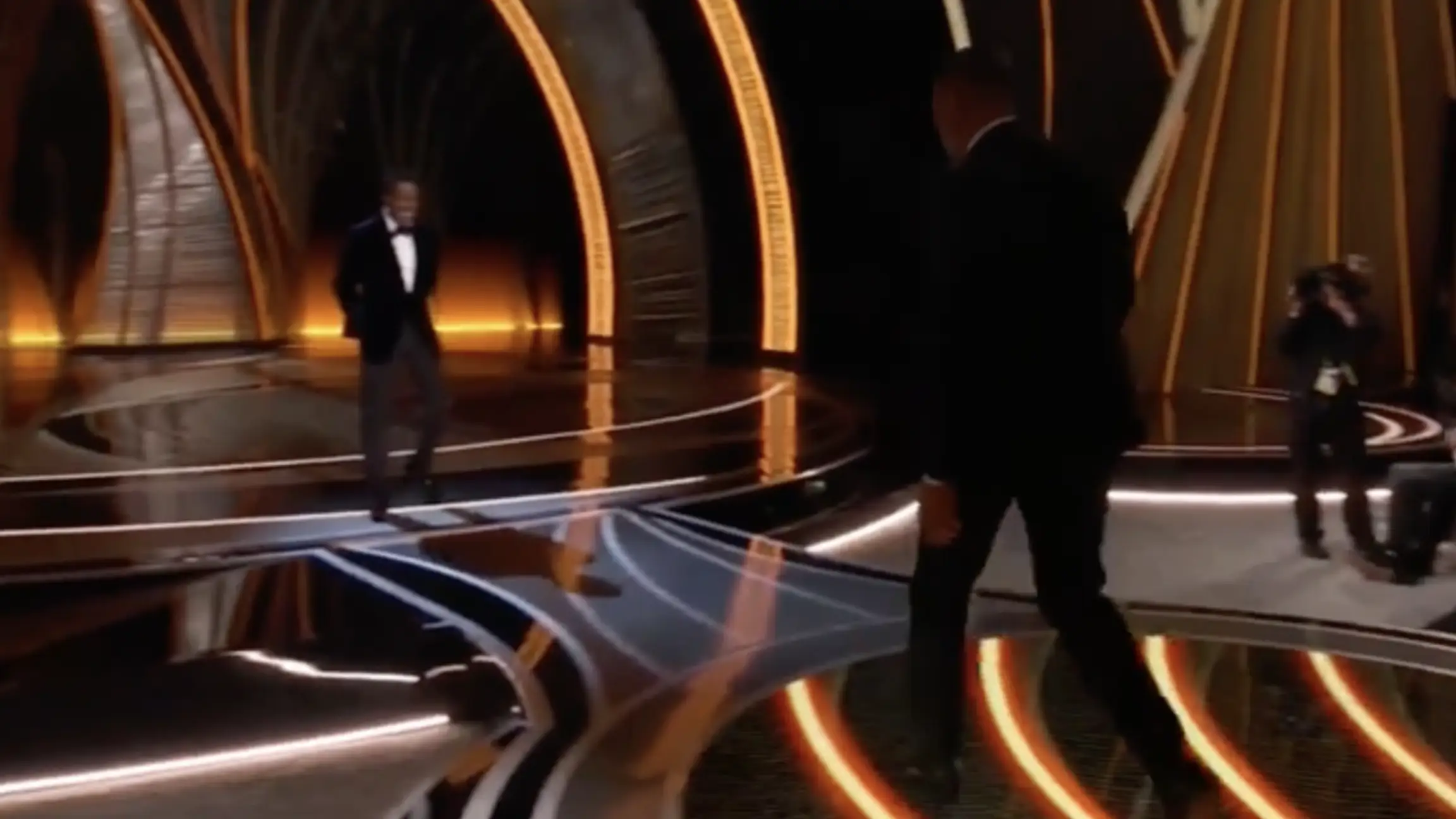 Will approached Chris on stage (