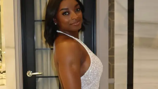 Instagram/@simonebiles