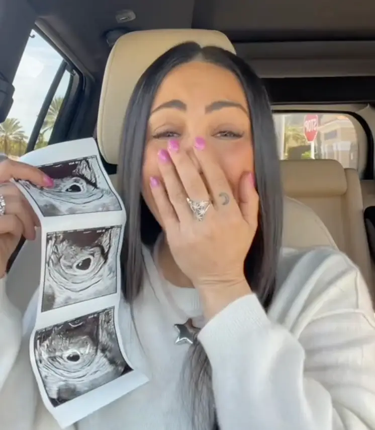 Astronaut Kellie Gerardi has been documenting her IVF journey on TikTok (TikTok/@kelliegerardi)