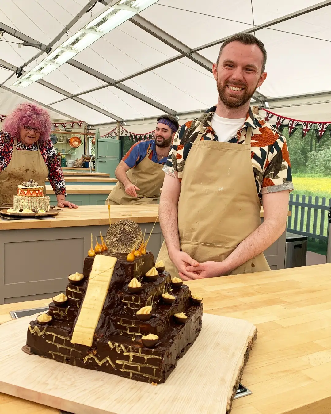 The Showstopper challenged involved an ambitious tres leches cake (Channel 4)