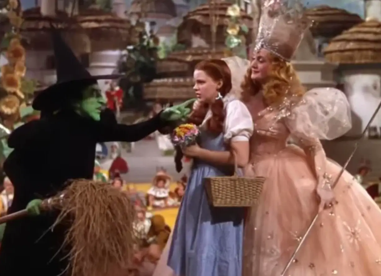 Billie Burke was the original actress for Glinda The Good Witch (Metro-Goldwyn-Mayer)