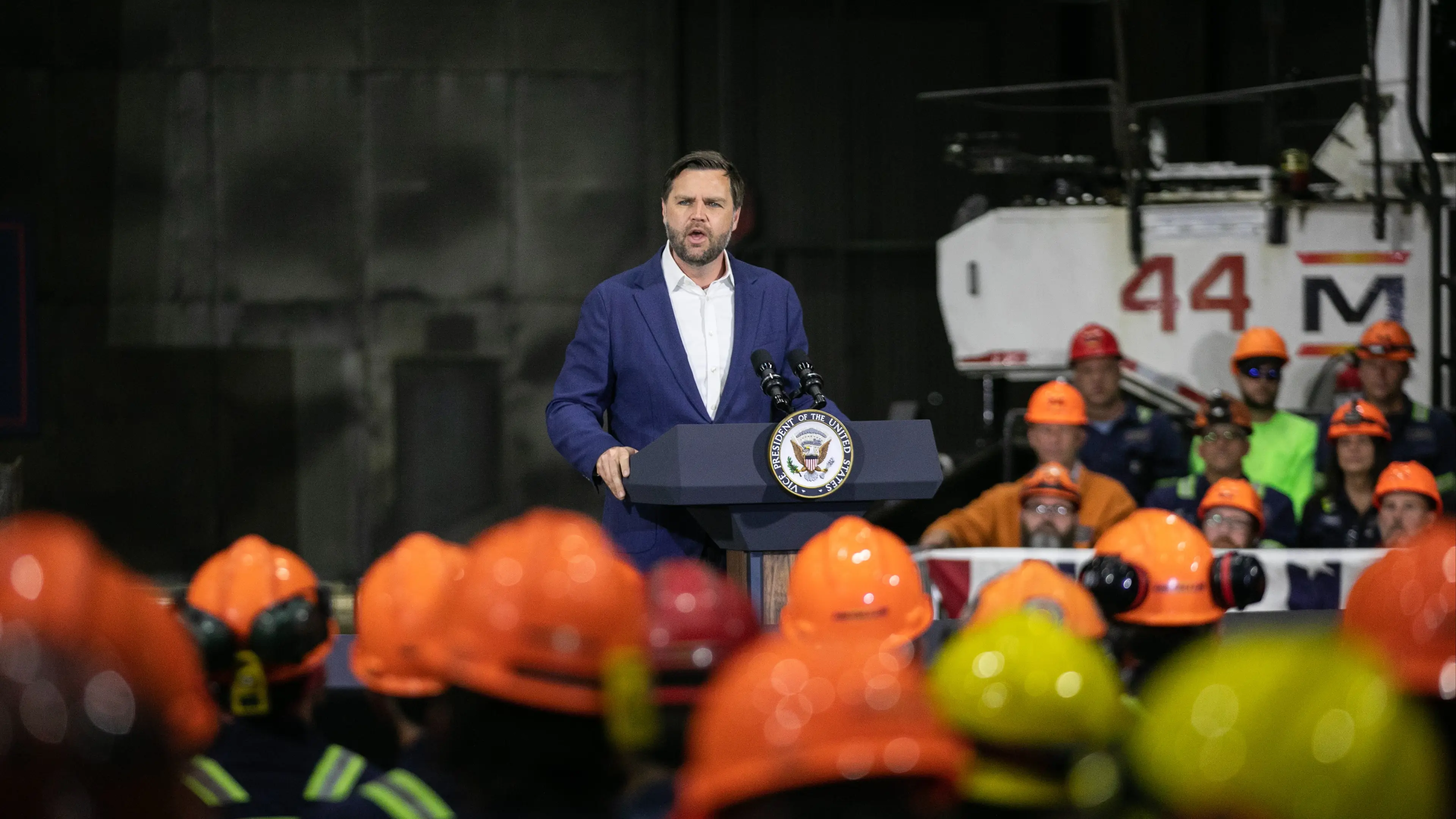 JD Vance receives 'embarrassing' booing during recent appearance and people are quick to spot bizarre detail