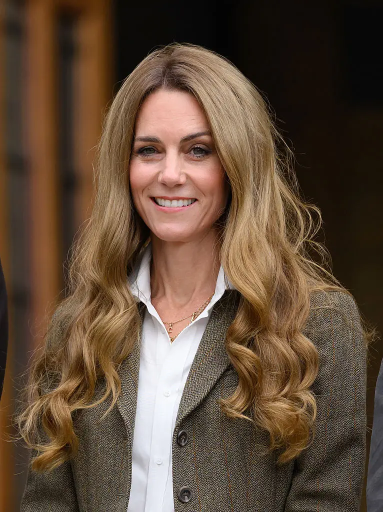 During the outing, Kate showed off her stunning new blonde locks (Karwai Tang/Getty Images)