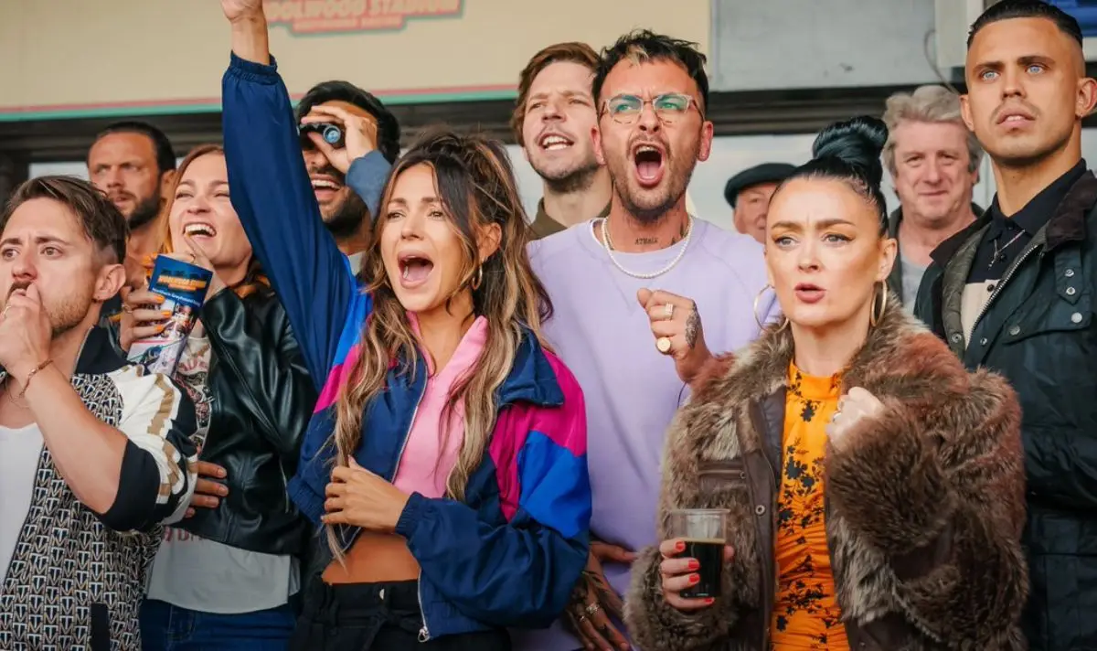 Brassic stars Joe Gilgun and Michelle Keegan. (Sky)