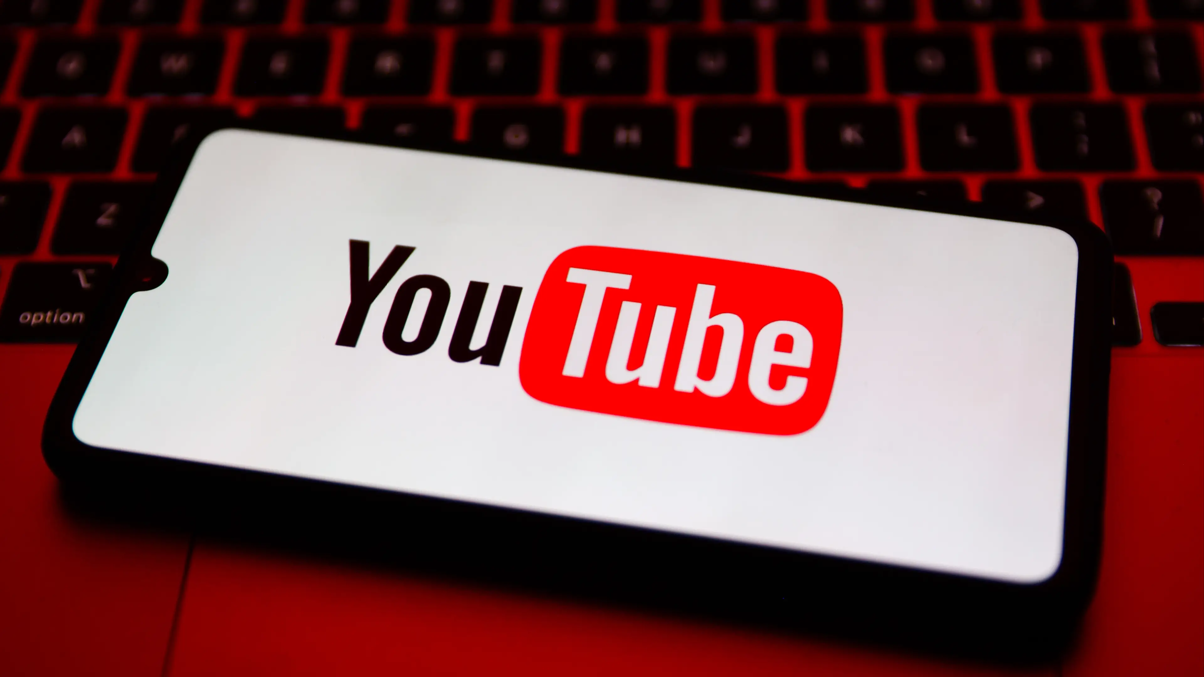 YouTuber 'becomes millionaire' despite only ever posting one video 9 years ago