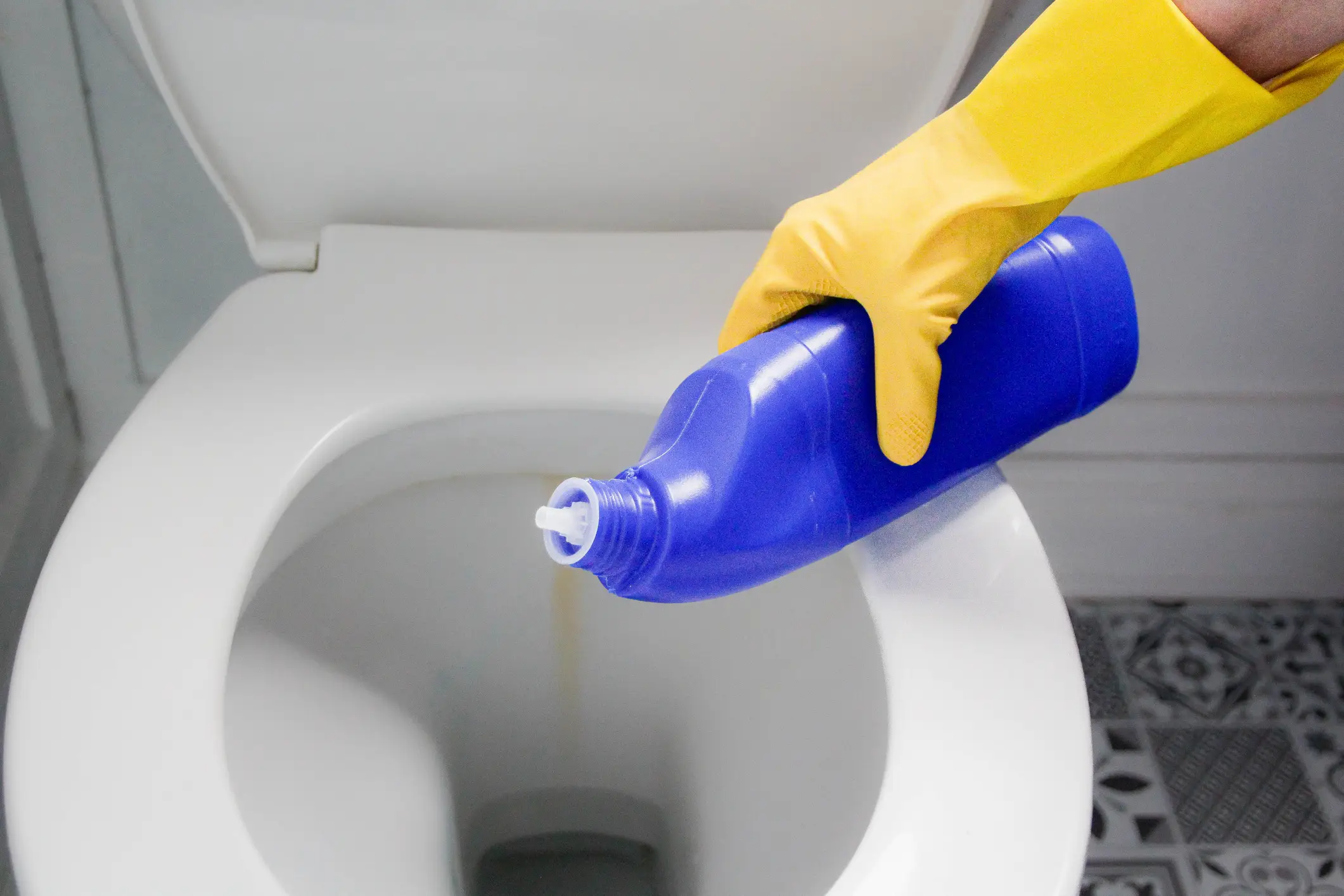 One woman has revealed a 'weird' step people forget when cleaning their toilets (Getty Stock Image)