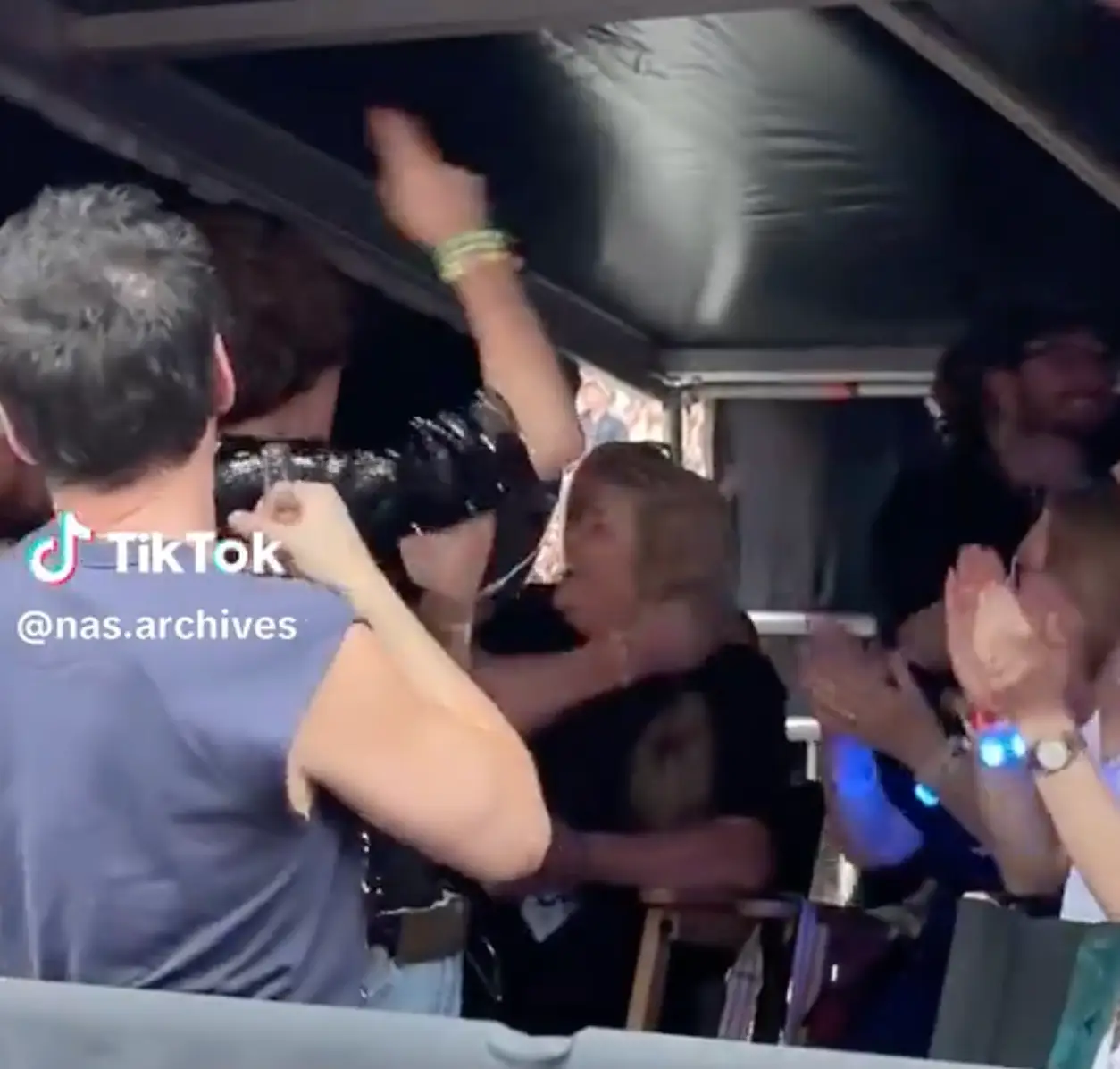 Fans noticed a particularly sweet gesture when Kelce returned to the VIP area. (TikTok/@nas.archives)