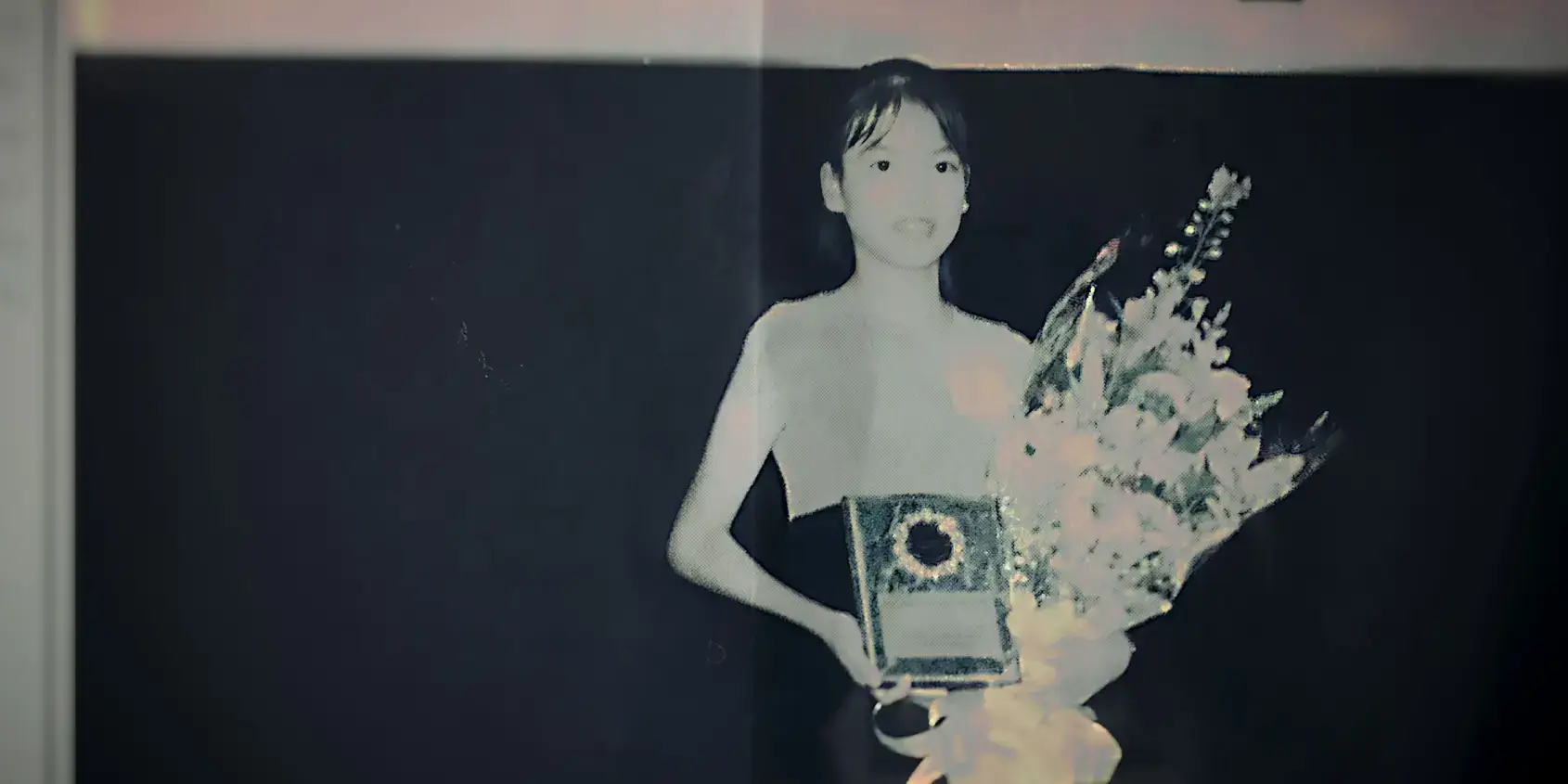 Jennifer created a web of lies. (Netflix)