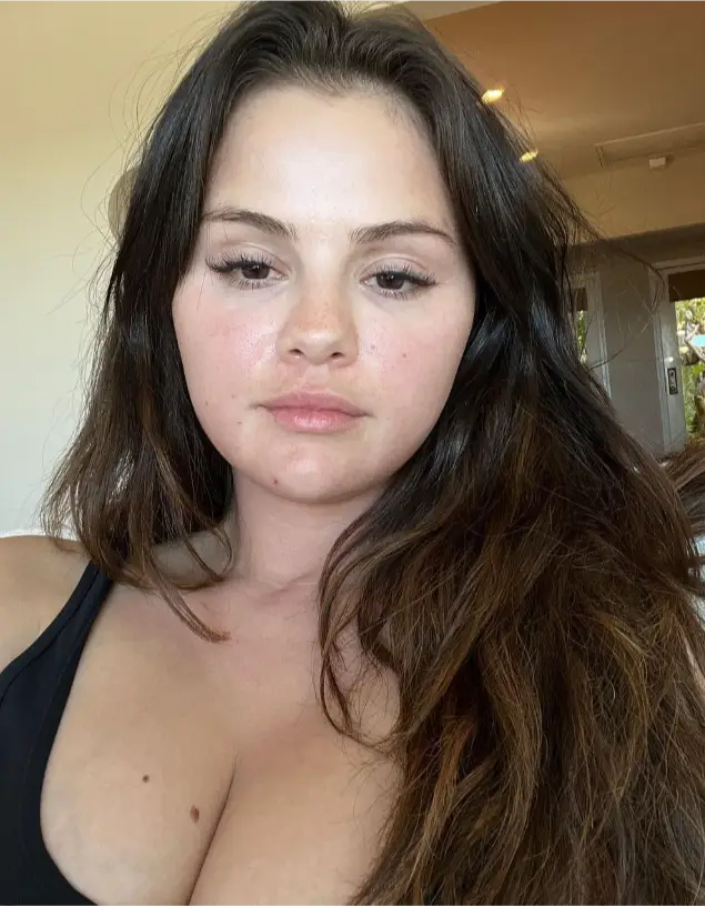 Selena Gomez was among those seen to be criticising Swift's attendance at the game (instagram.com/selena gomez)