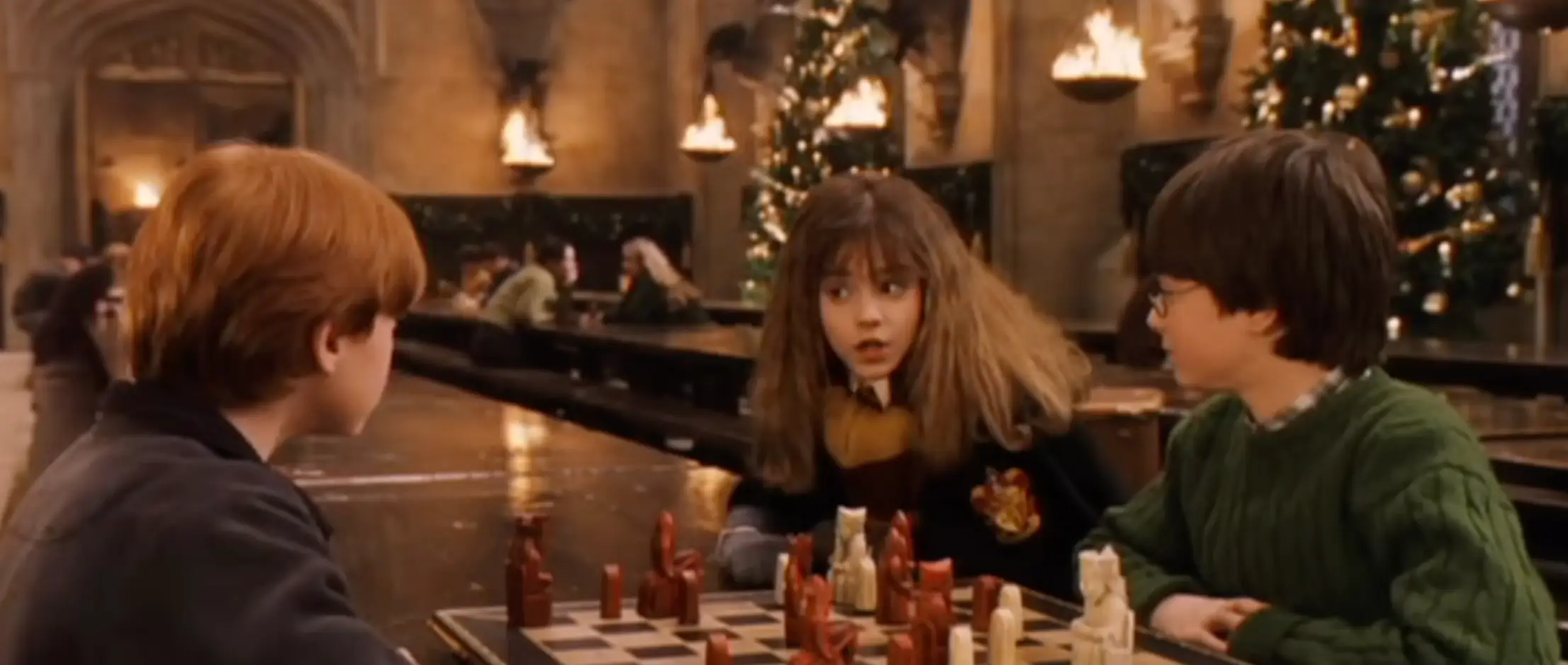 Harry Potter just feels like a Christmas film - but why? (Warner Bros.)
