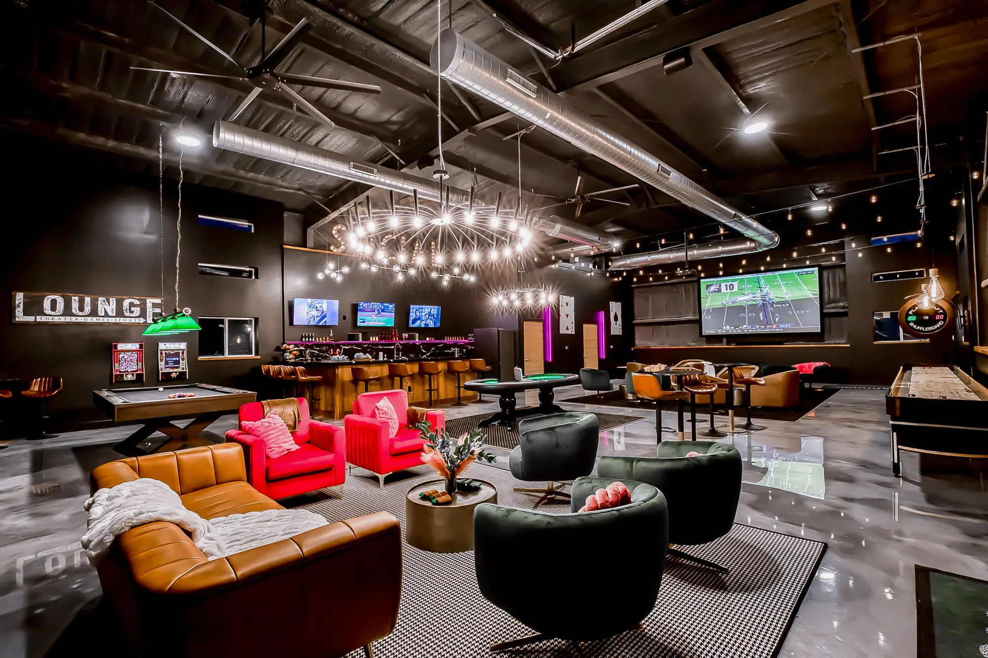 The vast entertainment barn at The Dripping Spring Social in Austin, USA (Vrbo)