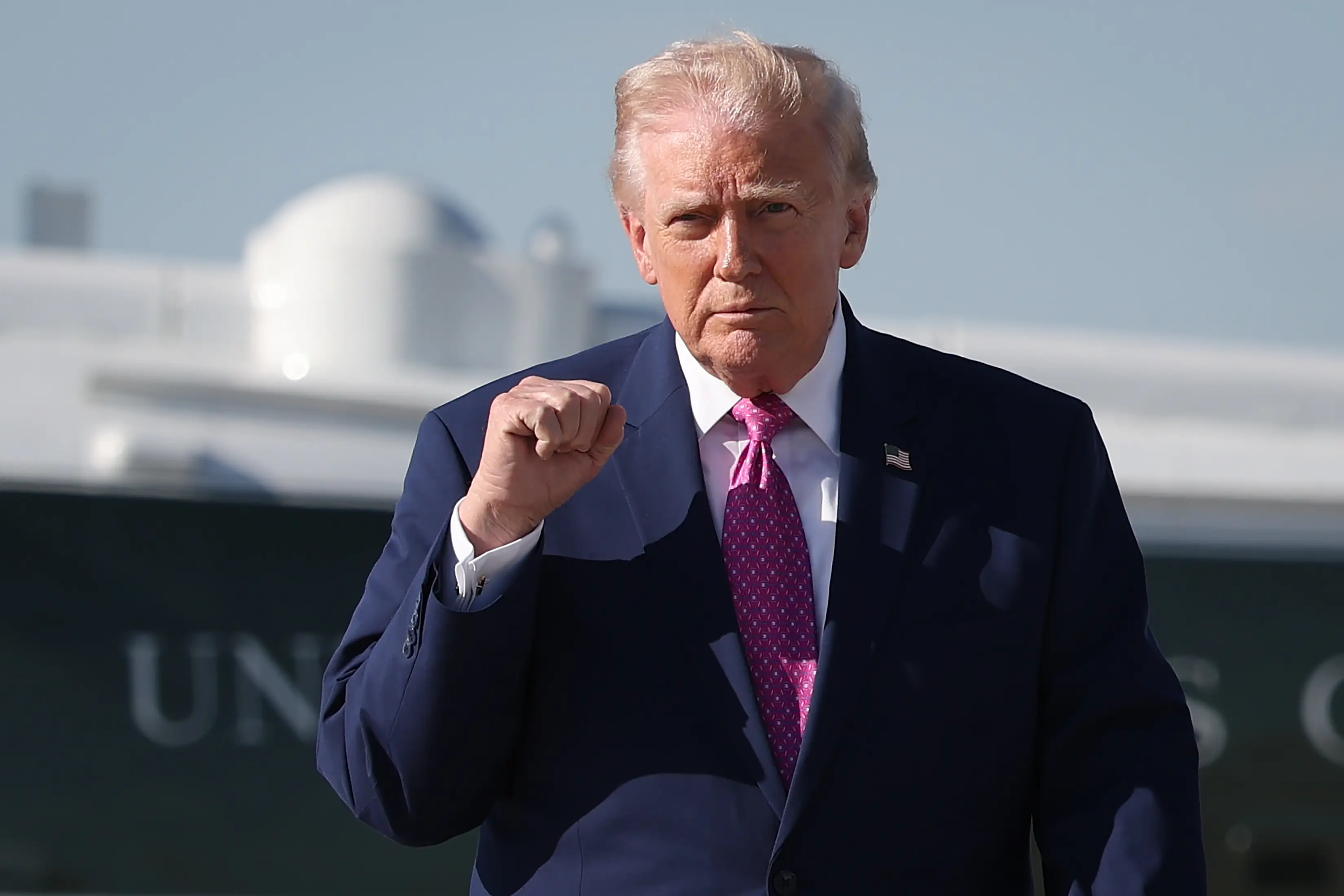 Dr. Oz revealed that Donald Trump has a bizarre belief about drinking diet sodas (Win McNamee/Getty Images)