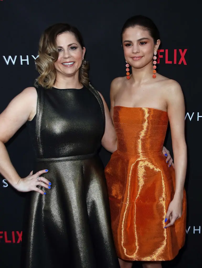 Selena and her mum, Mandy Teefey (David Livingston/Getty Images)