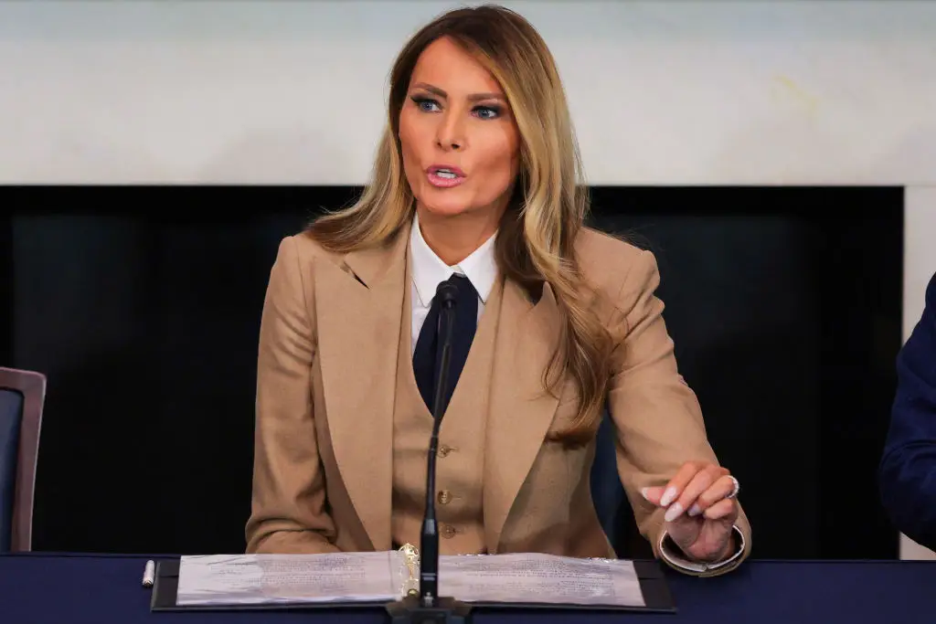 The Epstein visa is normally granted to recipients of a Nobel Prize or a Pulitzer, so why was Melania Trump eligible? (Kayla Bartkowski/Getty Images)