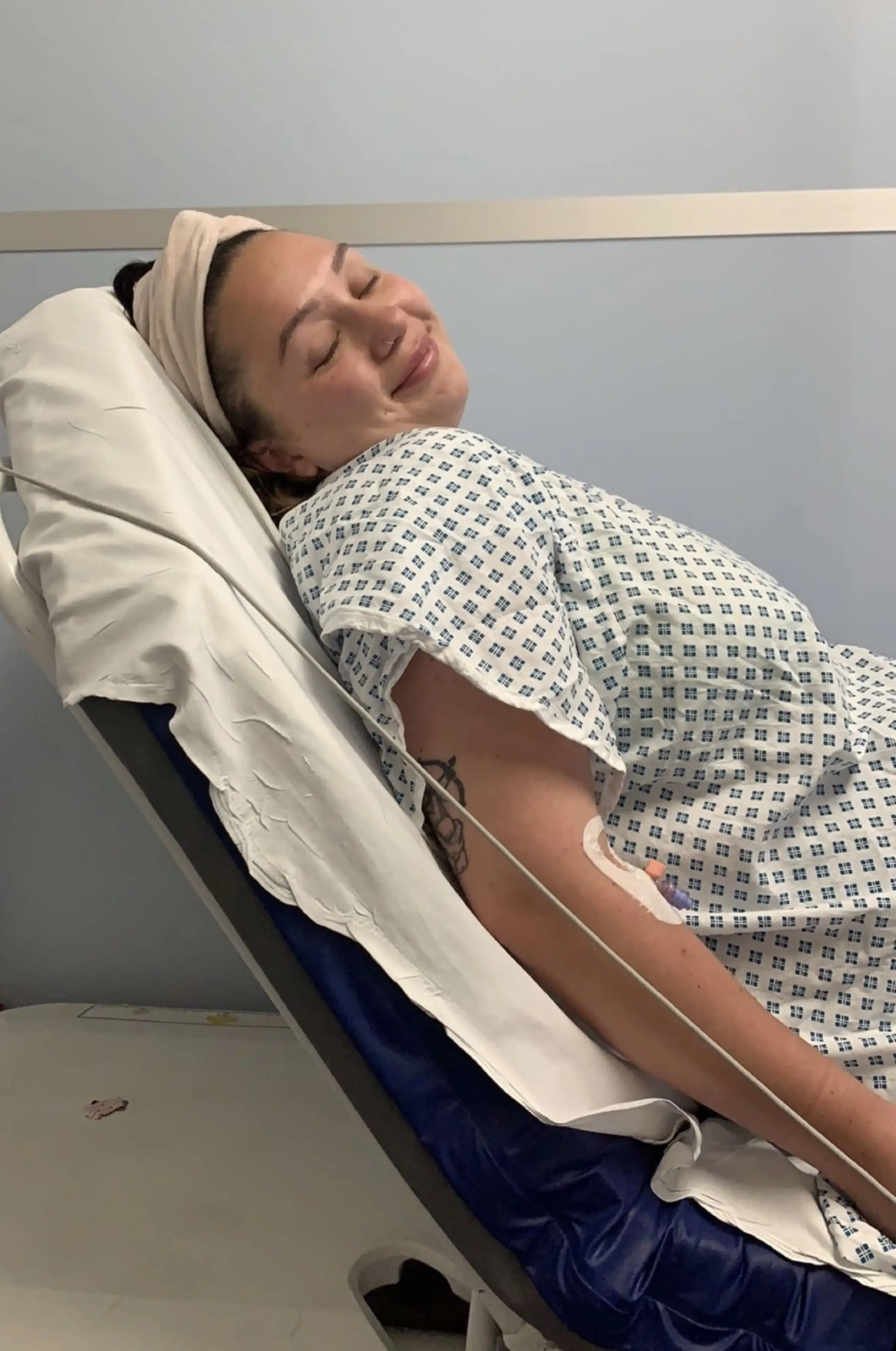 Jodie has since declared she's 'never smoking or vaping again'.