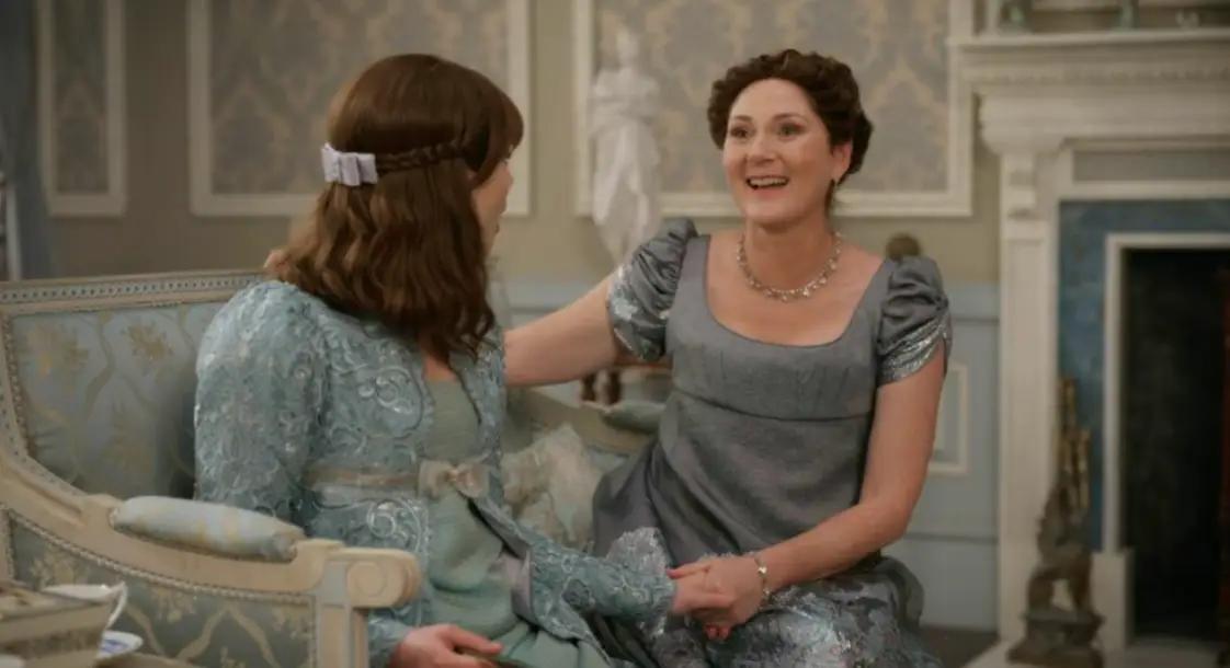 Eloise is seen to grab her mother's hand twice. (Netflix)