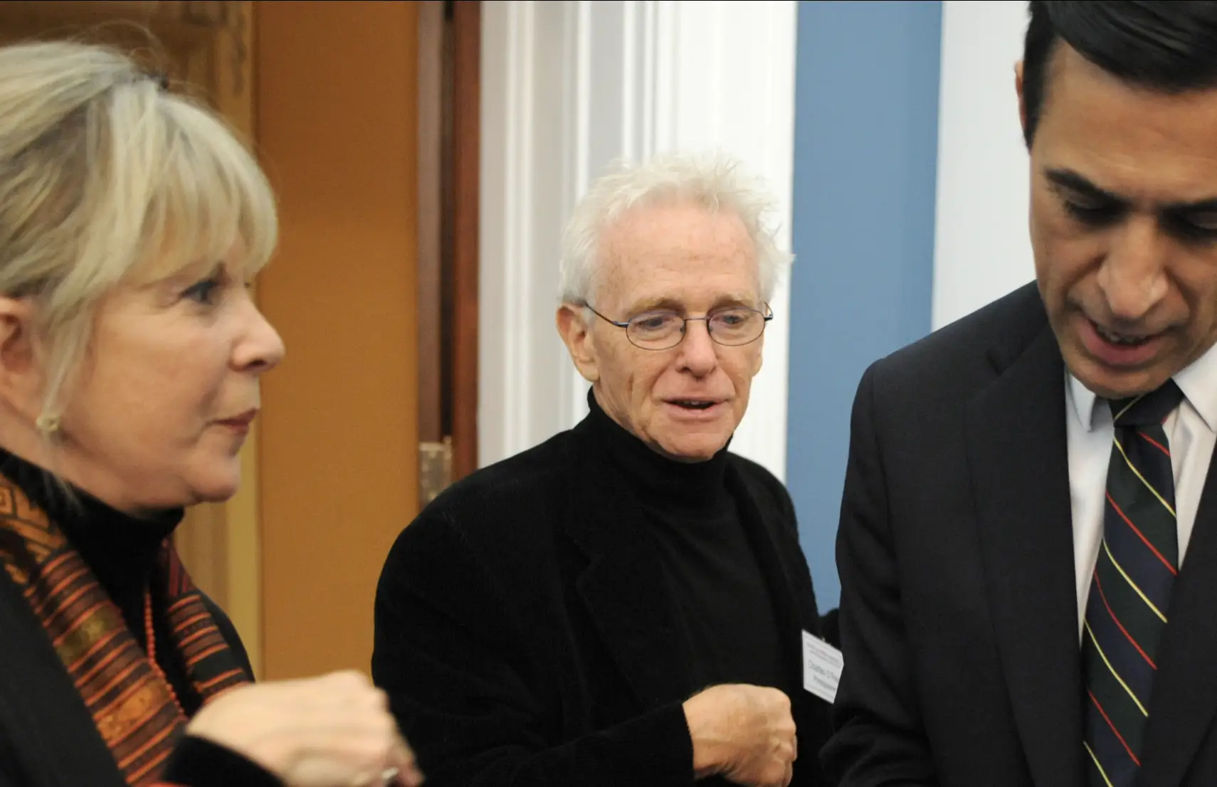 Charles O'Rear with wife Daphne Larkin and politician Darrell Issa at a wine event in 2007 (Bill Clark/Roll Call/Getty Images)