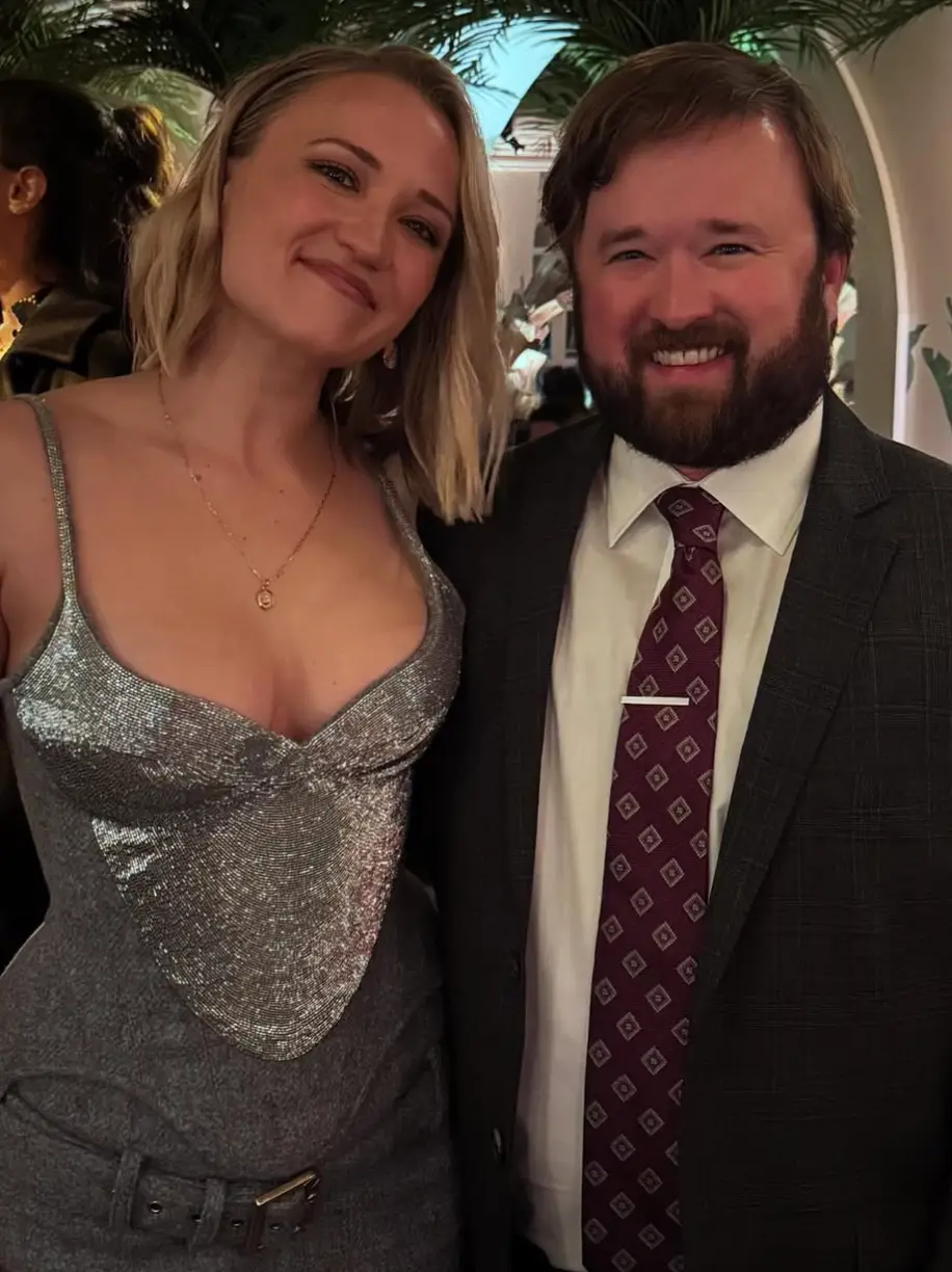 Haley Joel and Emily are siblings! (Instagram / @emilyosment)