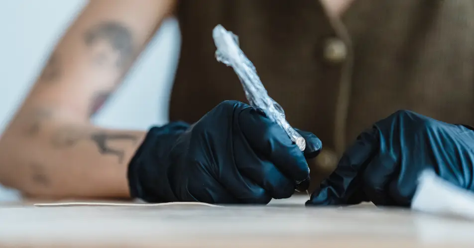 Melissa has been struggling to get a job as a result of her tattoos.