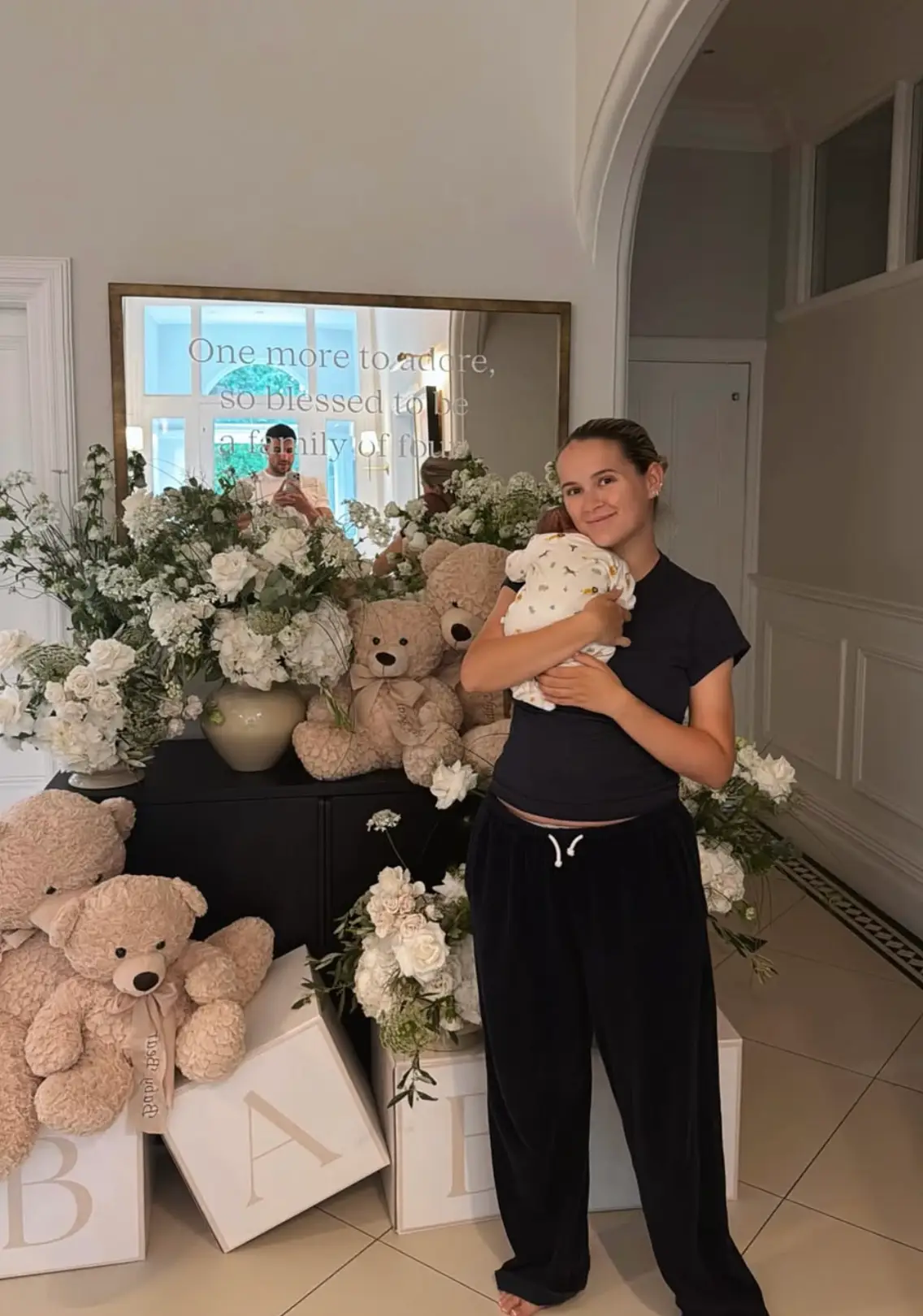 Molly has been keeping fans updated on Instagram (Instagram/@mollymae)