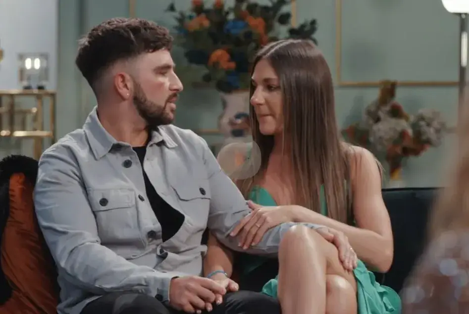 The fan favourite couple had a difficult conversation (Channel 4)