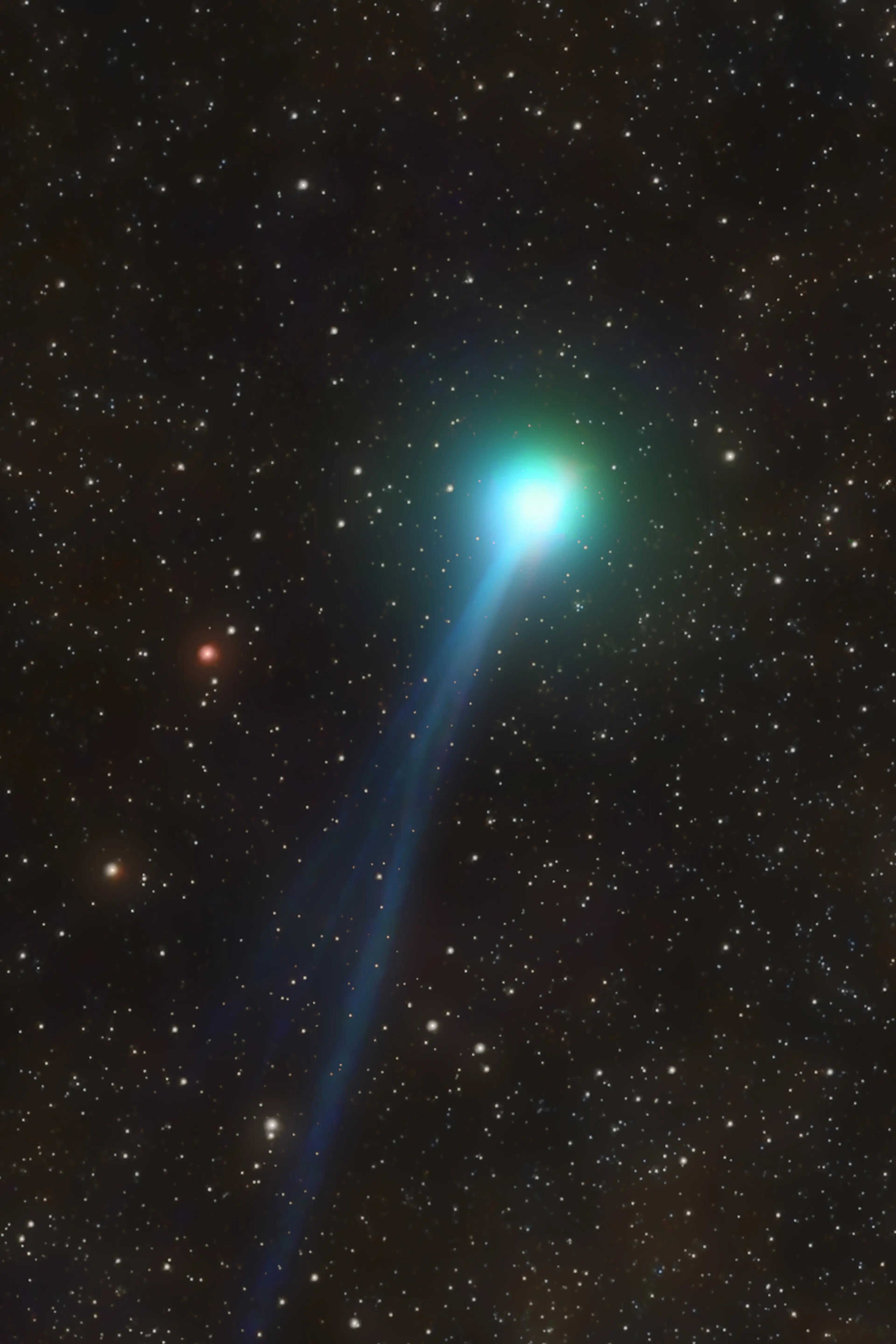 The comet has preserved material from the solar system’s birth! (Getty Stock Images)