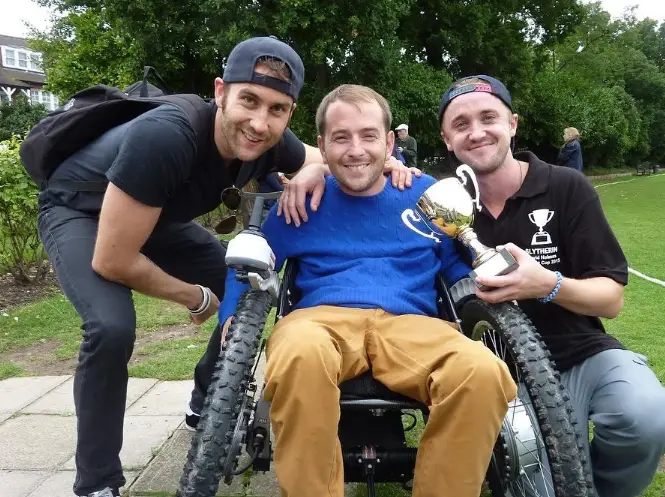 He meets with cast mates yearly to raise money for charity. (Instagram/davidholmes83)