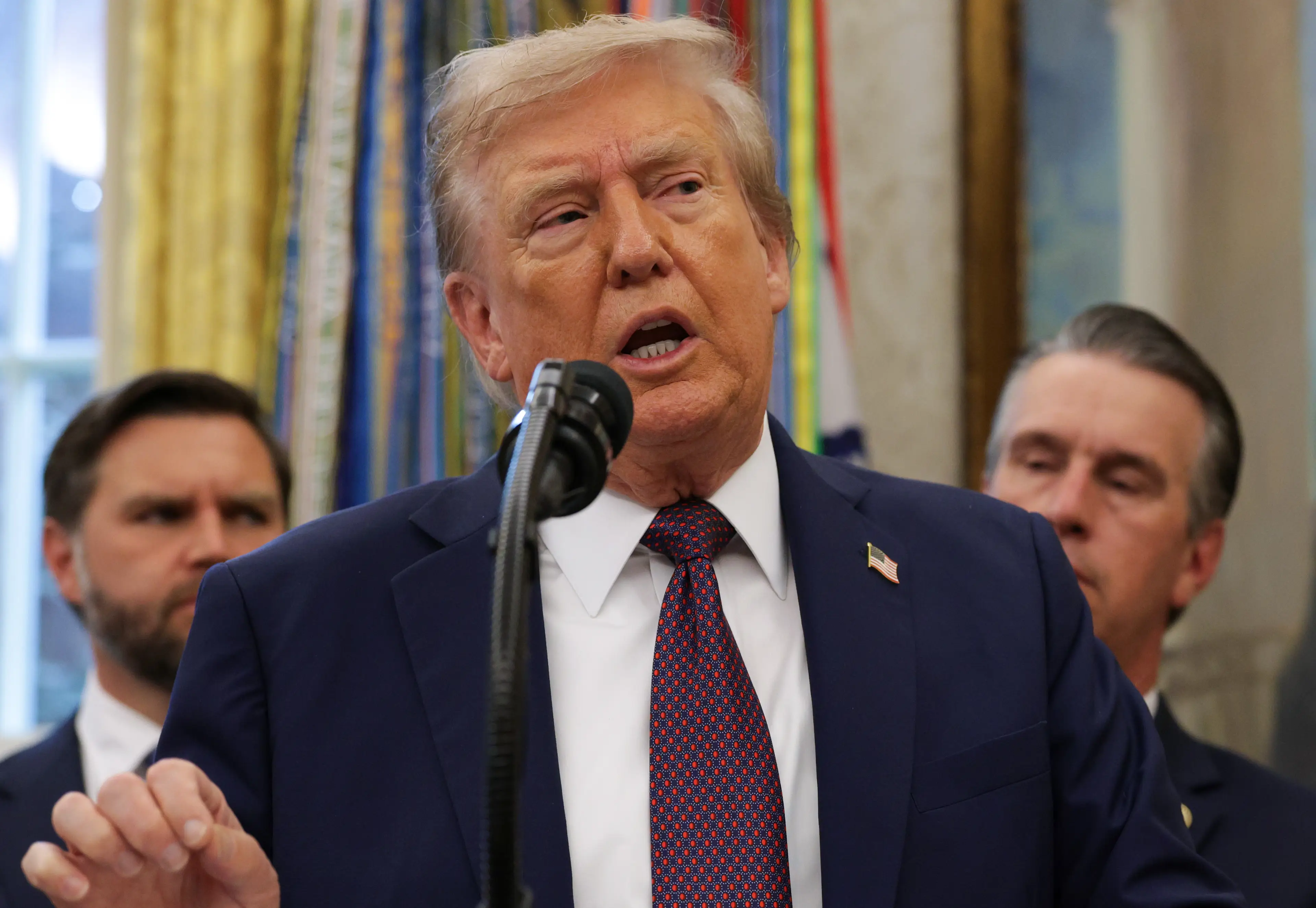 Donald Trump called a White House video, AI (Alex Wong/Getty Images)