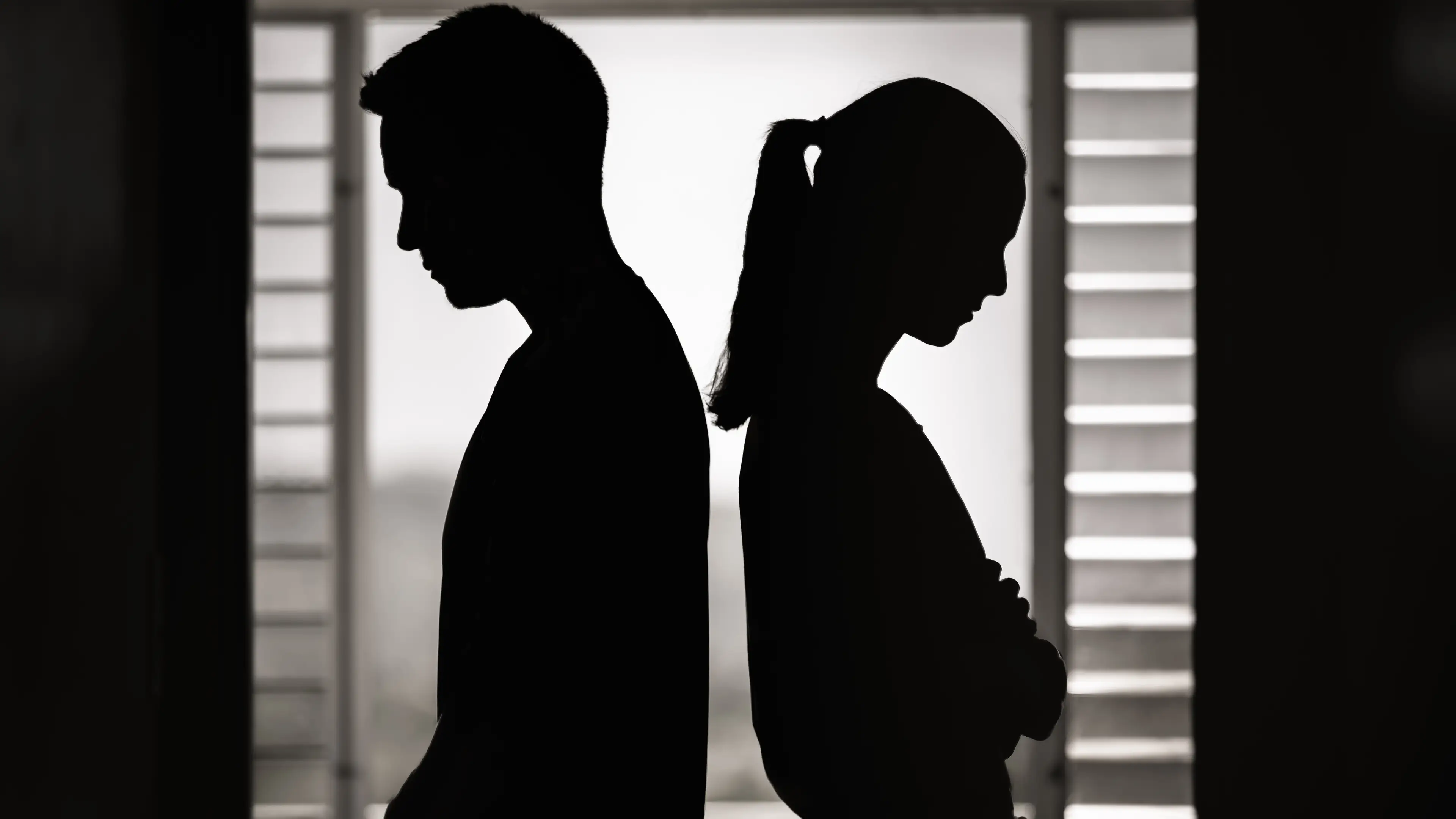 7 warning signs your body knows you’re with the wrong person