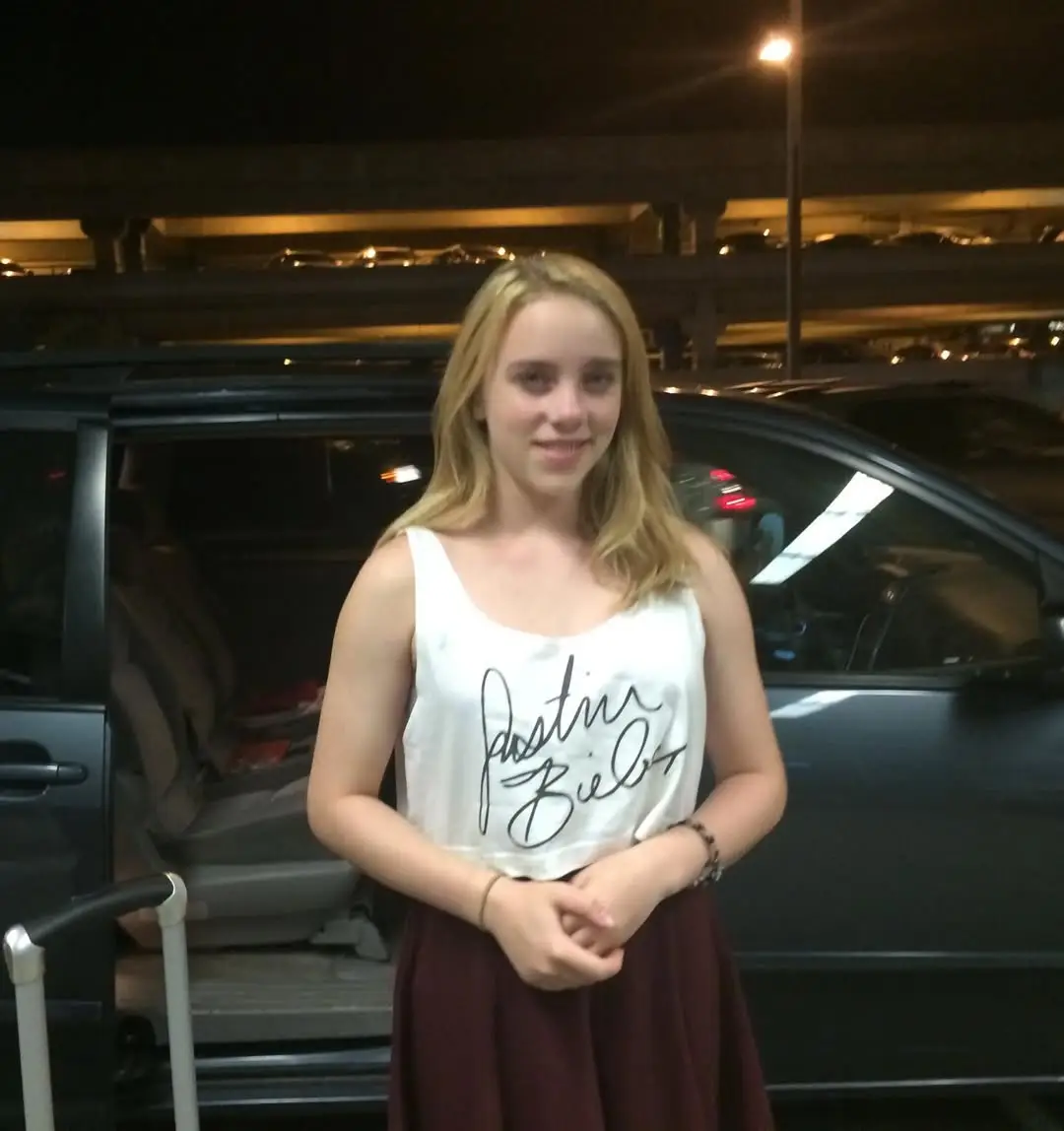 One fan claimed the carousel helped them feel 'slightly insecure' about sharing their own love for celebrities on Instagram (Instagram/@billieeilish)