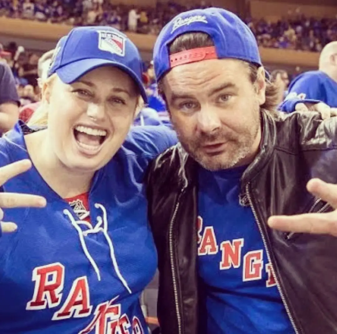 The actor revealed she lost her virginity to Mickey Gooch (