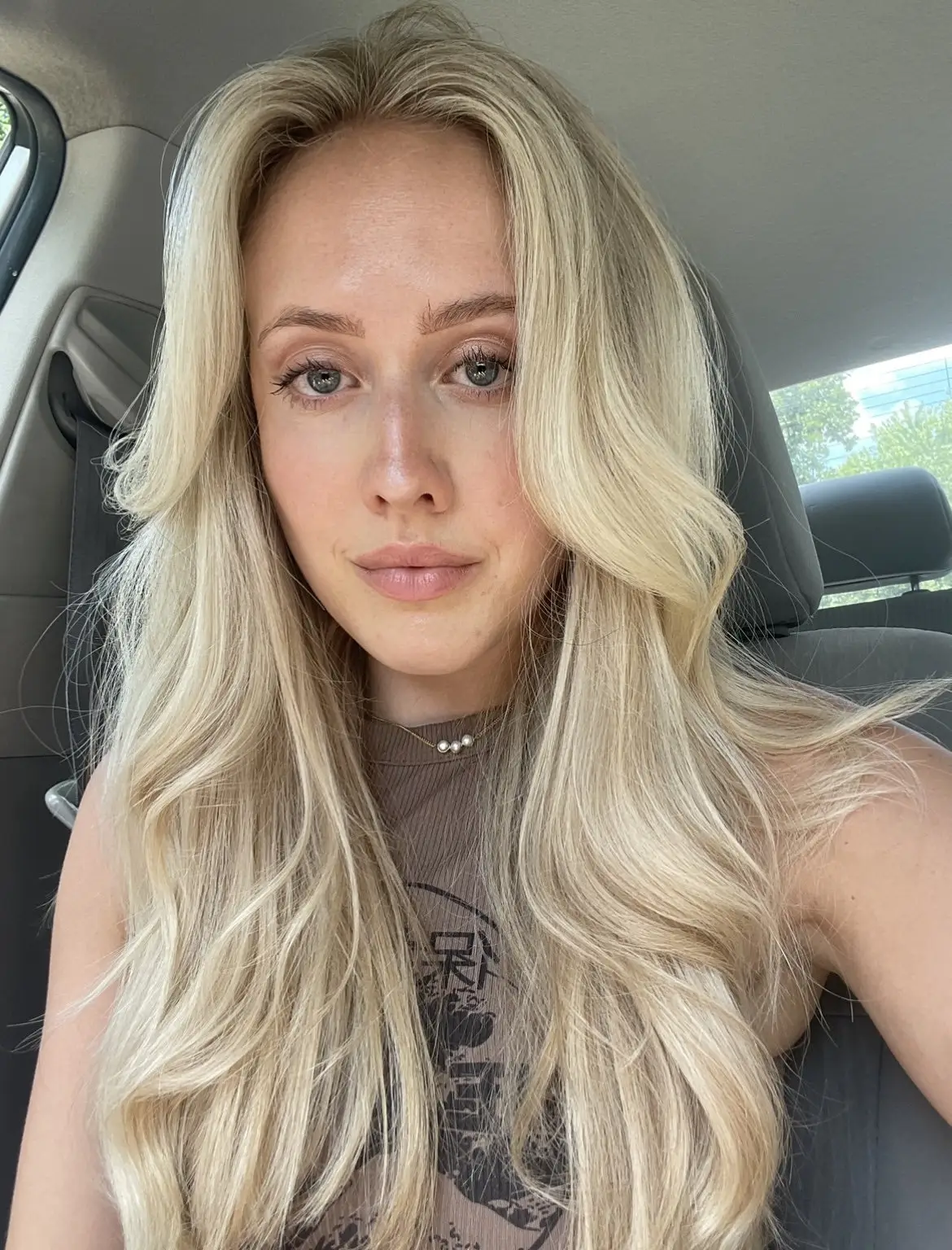 It also saves your hair from the heat.