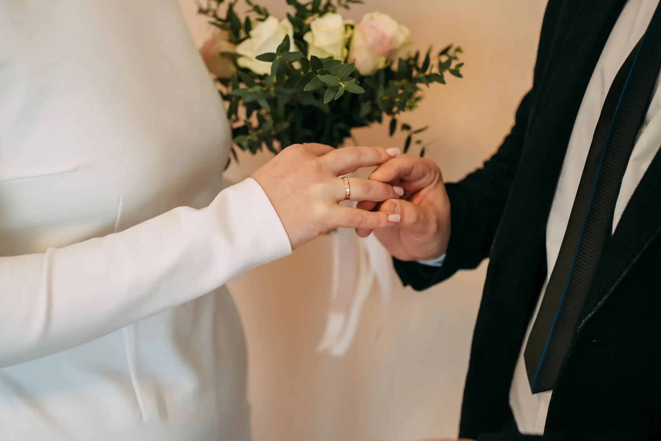 Instead of calling off the wedding, she decided to expose him at the alter (Getty Stock Images)