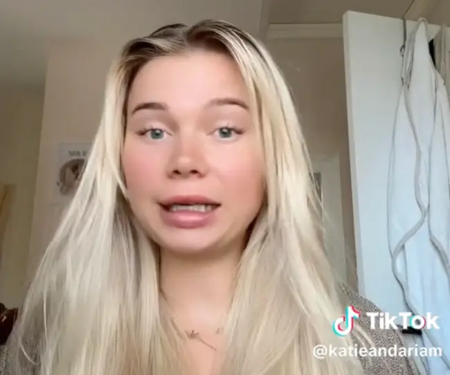 A mum has spoken out about two reasons why she no longer puts headbands on her baby.