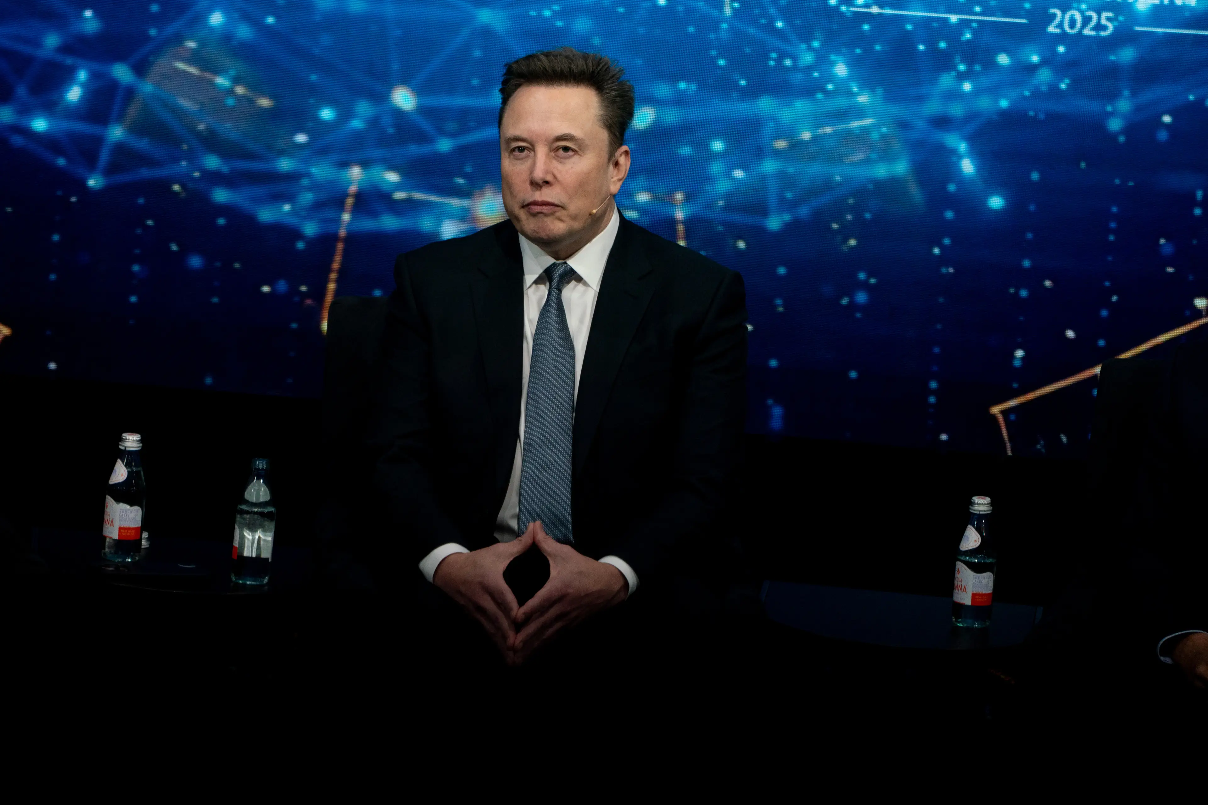 Elon Musk said he plans to file for full custody (Stefani Reynolds/Bloomberg via Getty Images)