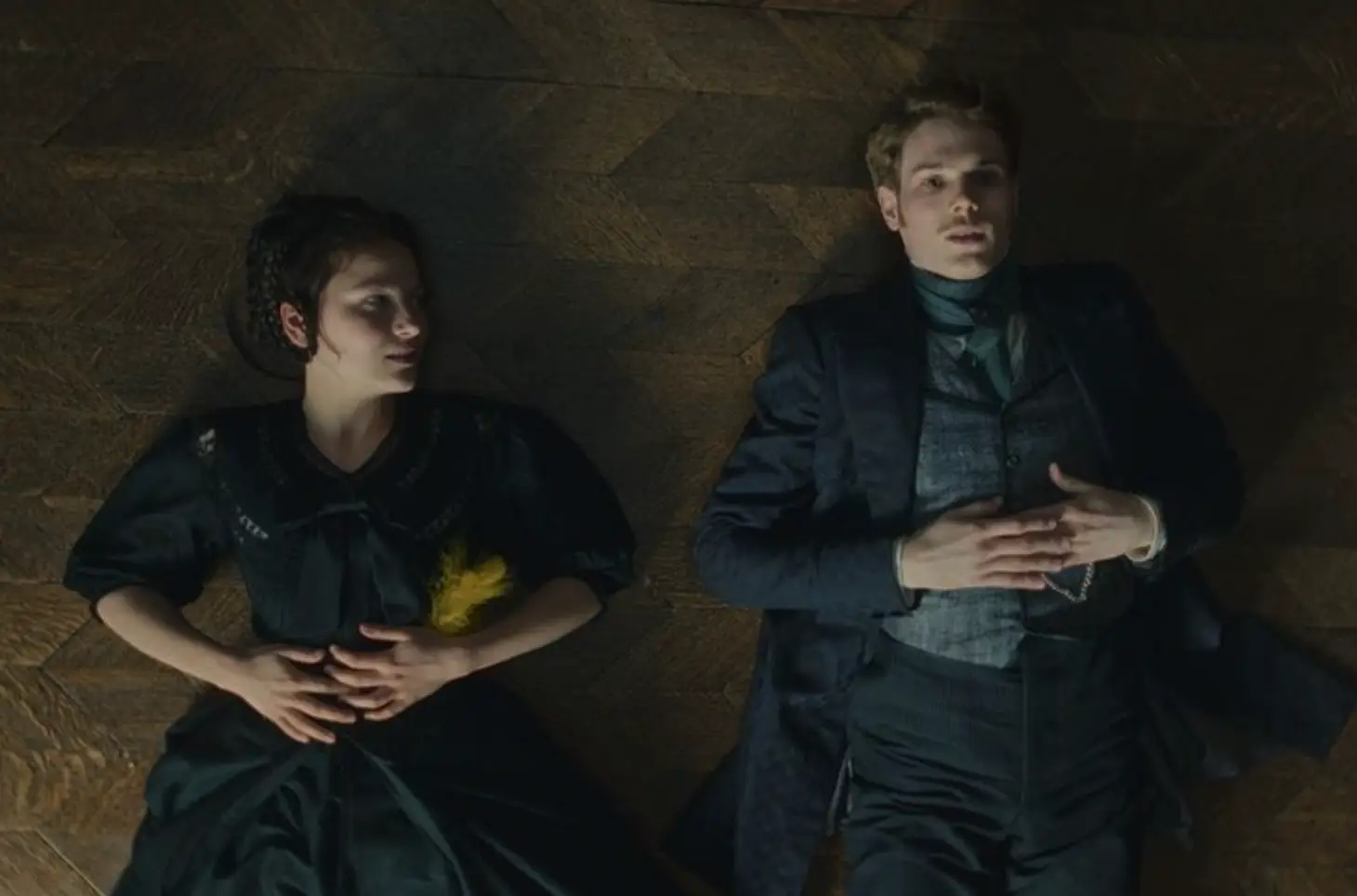 The addictive series follows Elisabeth von Wittelsbach.