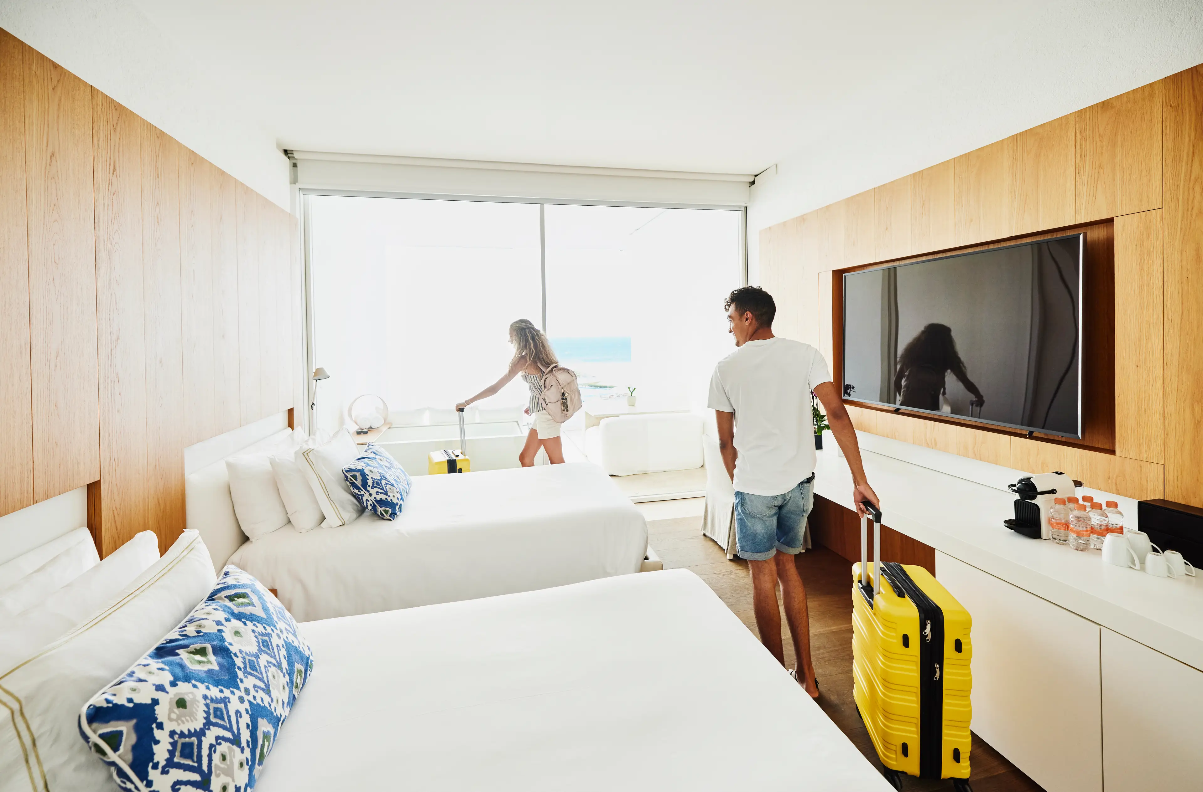 This nifty trick should help keep your belongings safe. (Thomas Barwick/Getty)