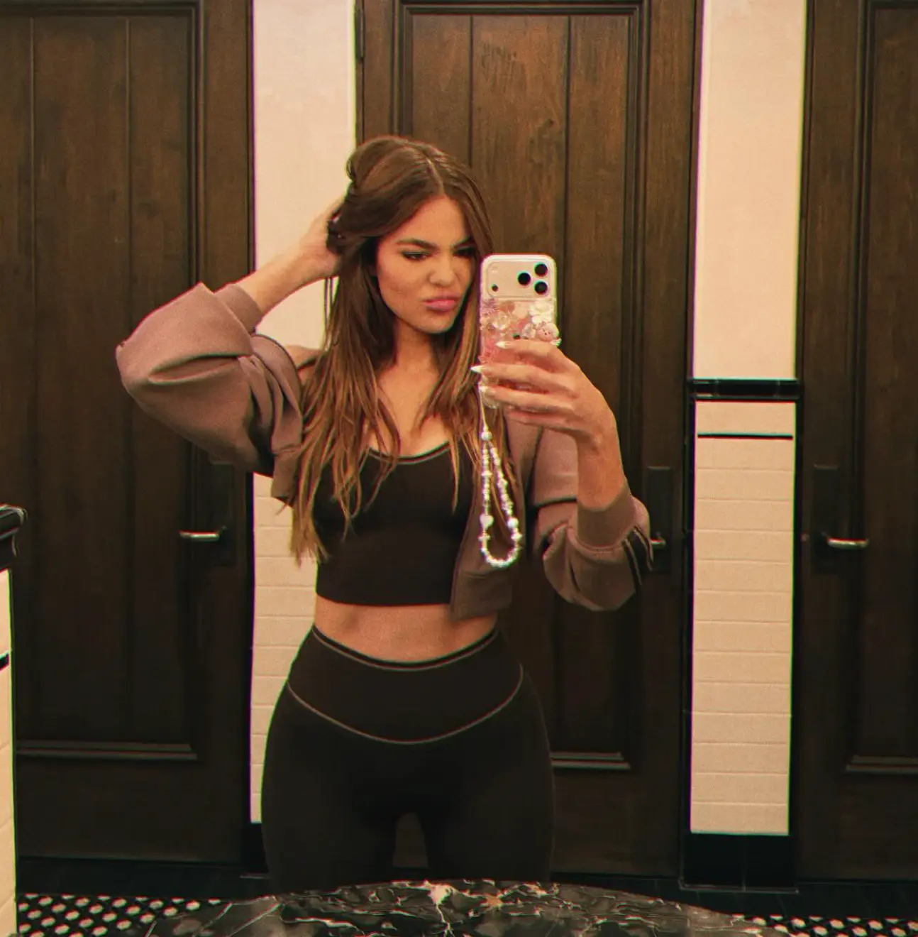 (Instagram/@khloekardashian)