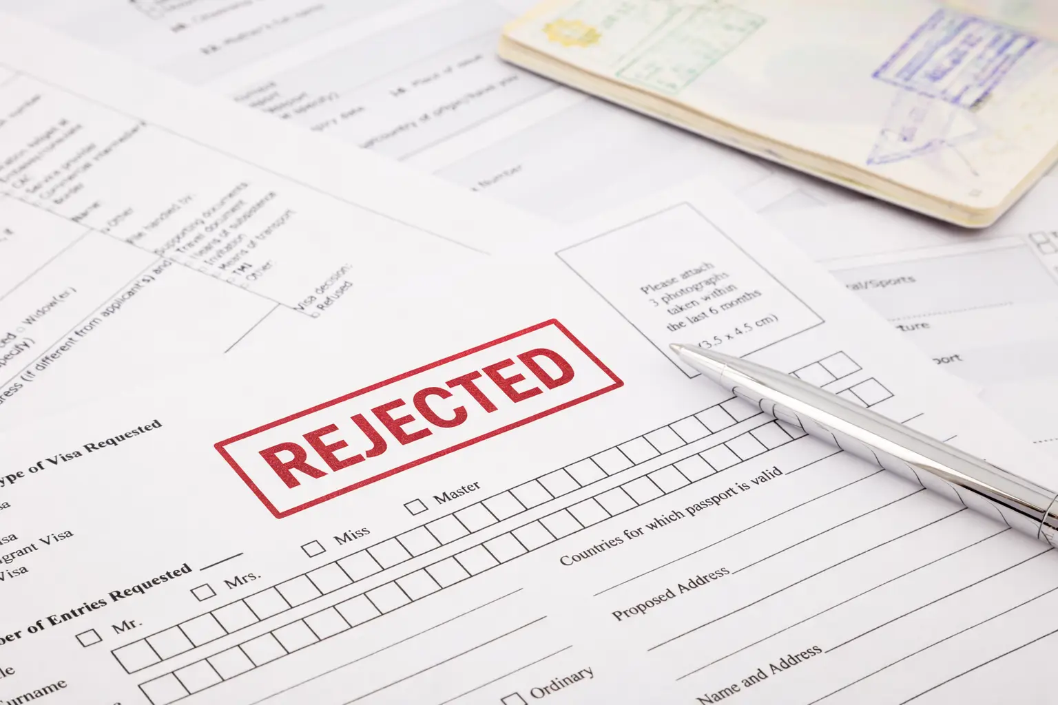 The 'freeze' on visa applications goes into effect on 21 January (ChatGPT)