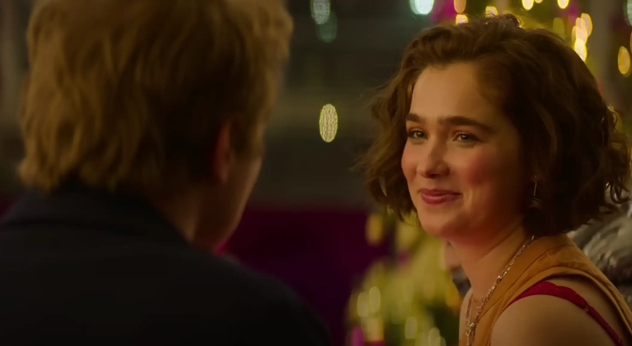 Love at First Sight stars Haley Lu Richardson alongside Ben Hardy.