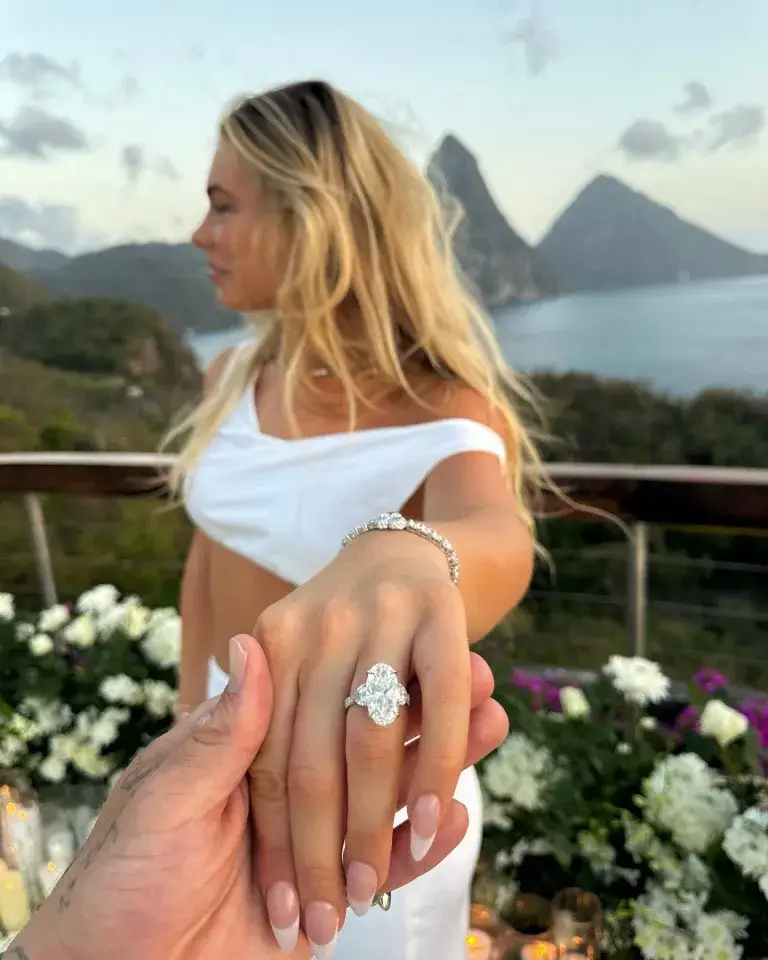 Jake Paul proposed to his Olympic medallist girlfriend in Puerto Rico (Instagram/@jakepaul)