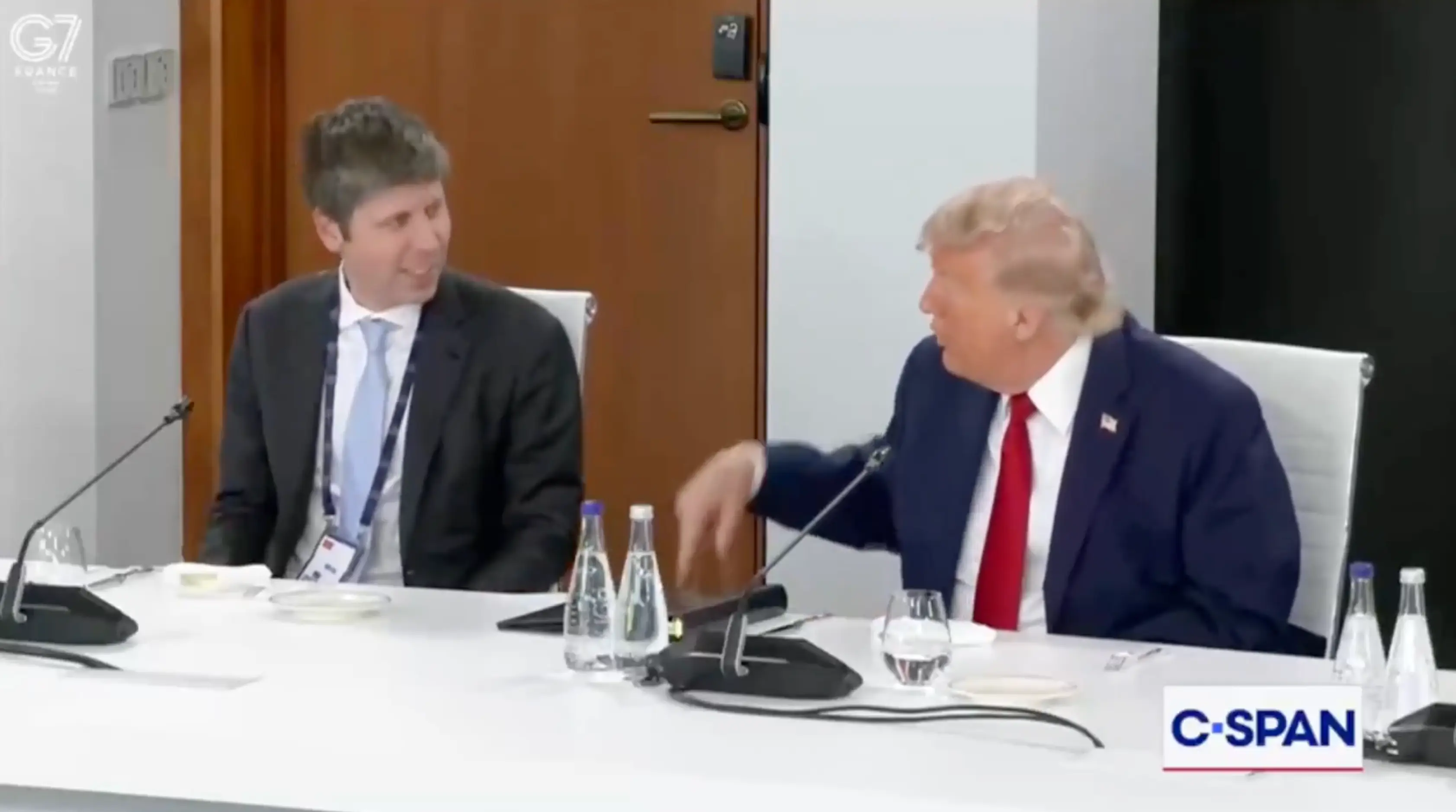 Trump apparently needed help with his chair (C-SPAN)